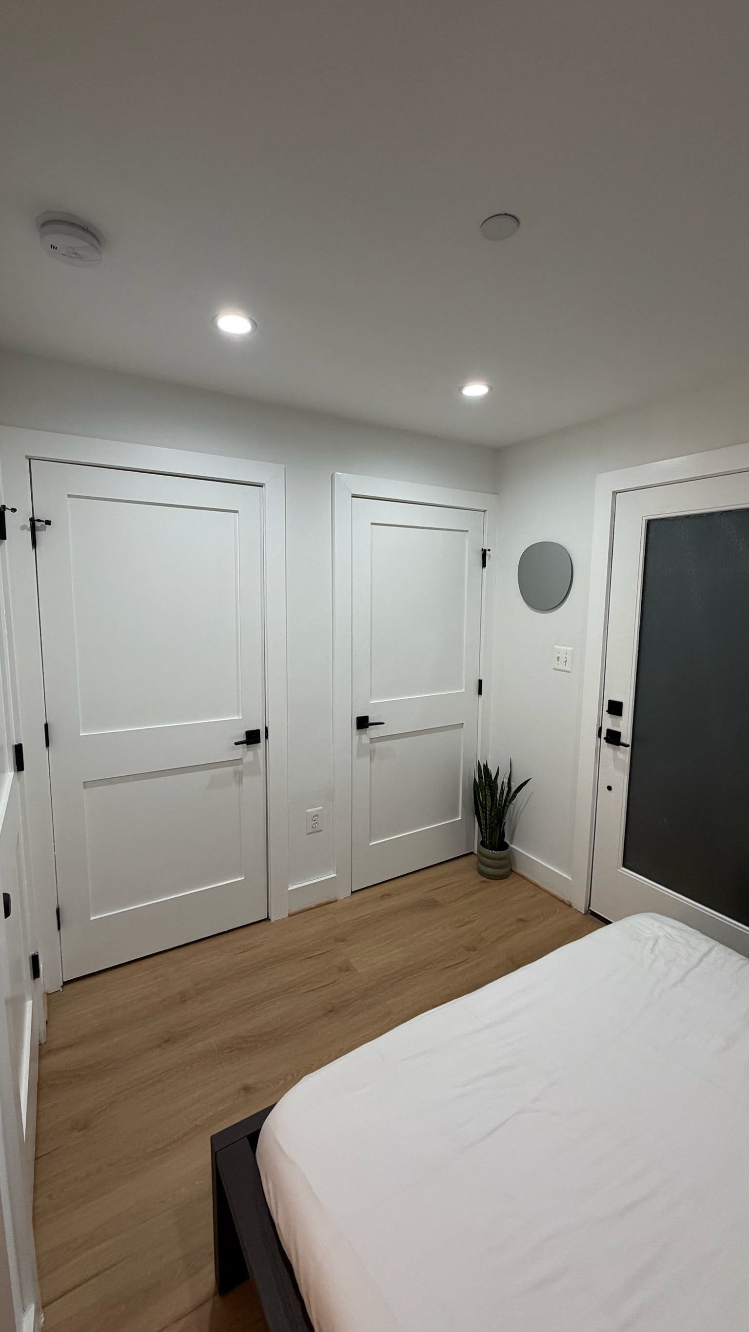 Private Room in Quiet Brookland Neighborhood - 5 Minutes to the Red Line, 15 Minutes to Downtown - Photo 8
