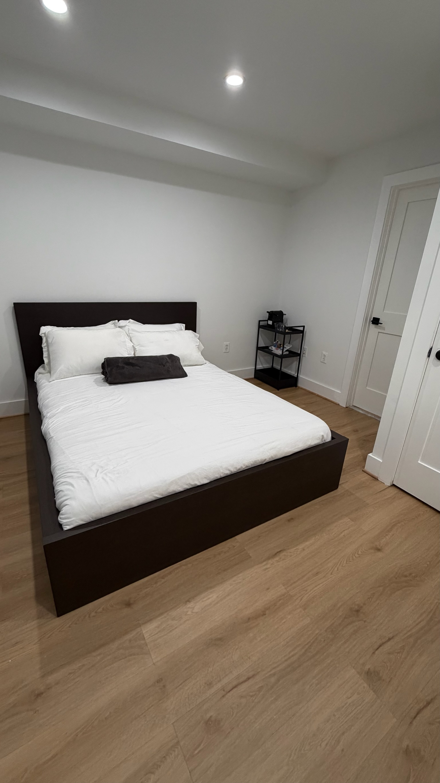 Private Room in Quiet Brookland Neighborhood - 5 Minutes to the Red Line, 15 Minutes to Downtown - Photo 3