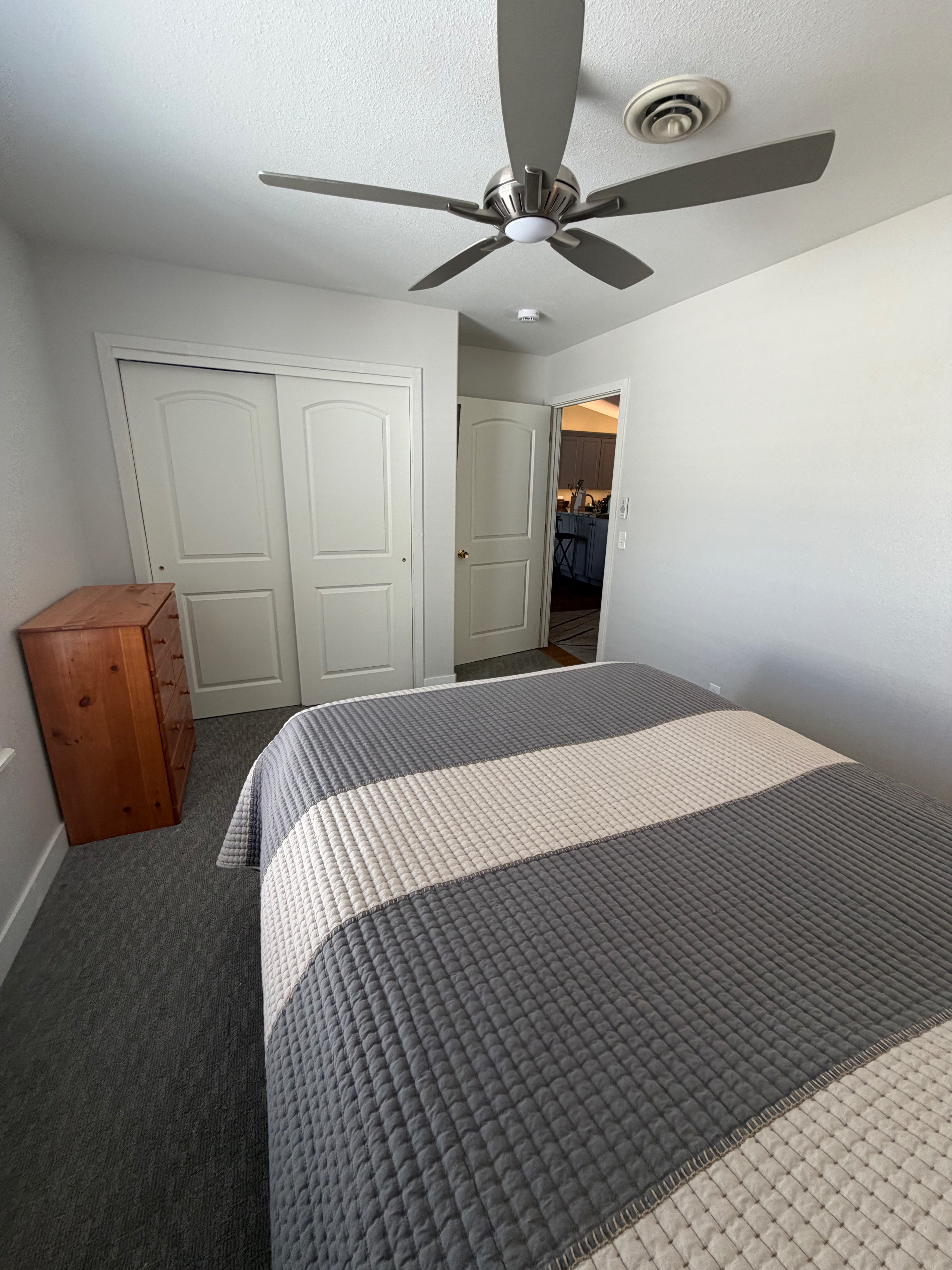 Comfortable and quiet 2 BR townhouse - Photo 12