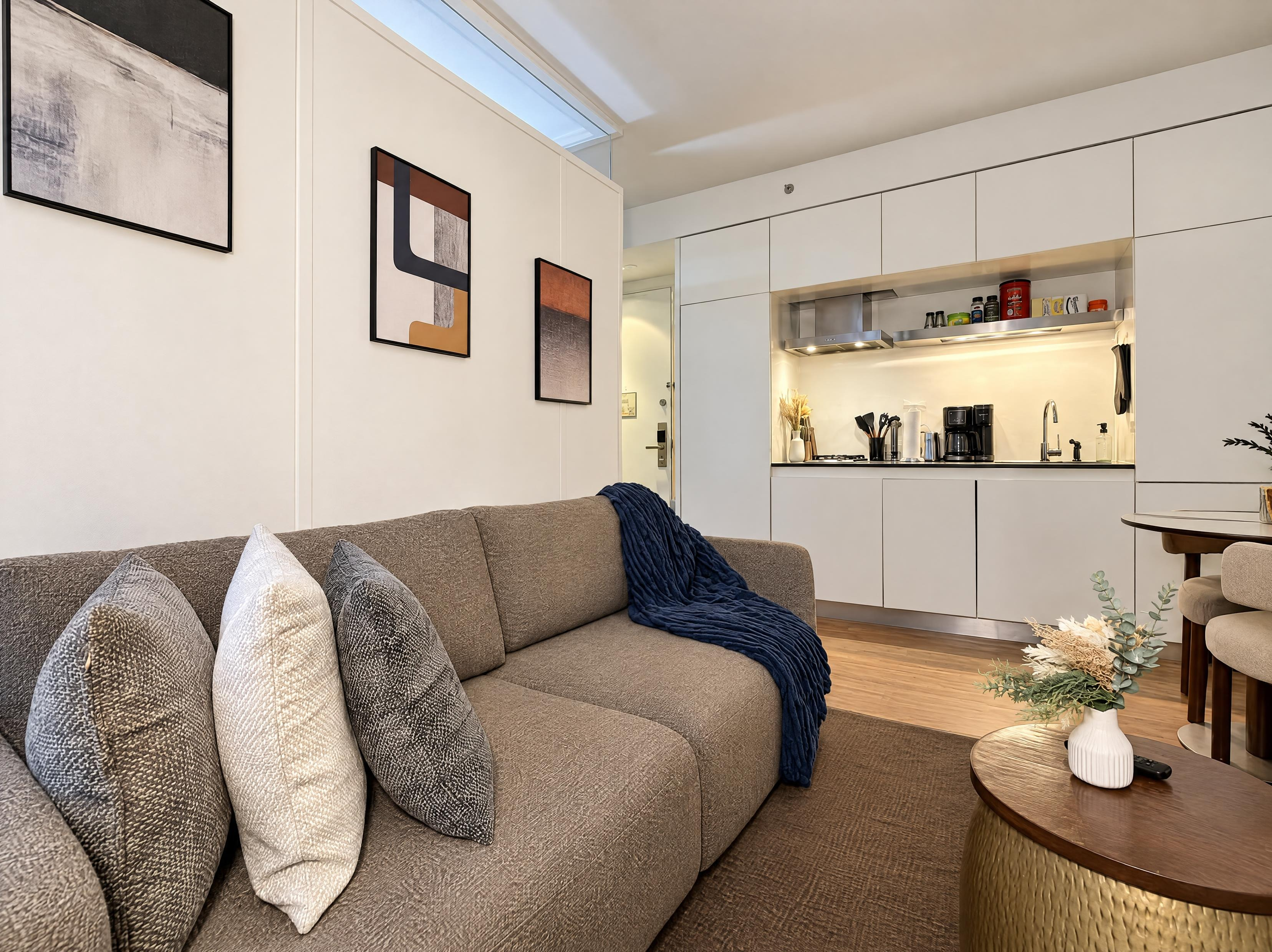 Spacious Midtown 2BR Near Times Square | Sleeps 8 - Photo 7