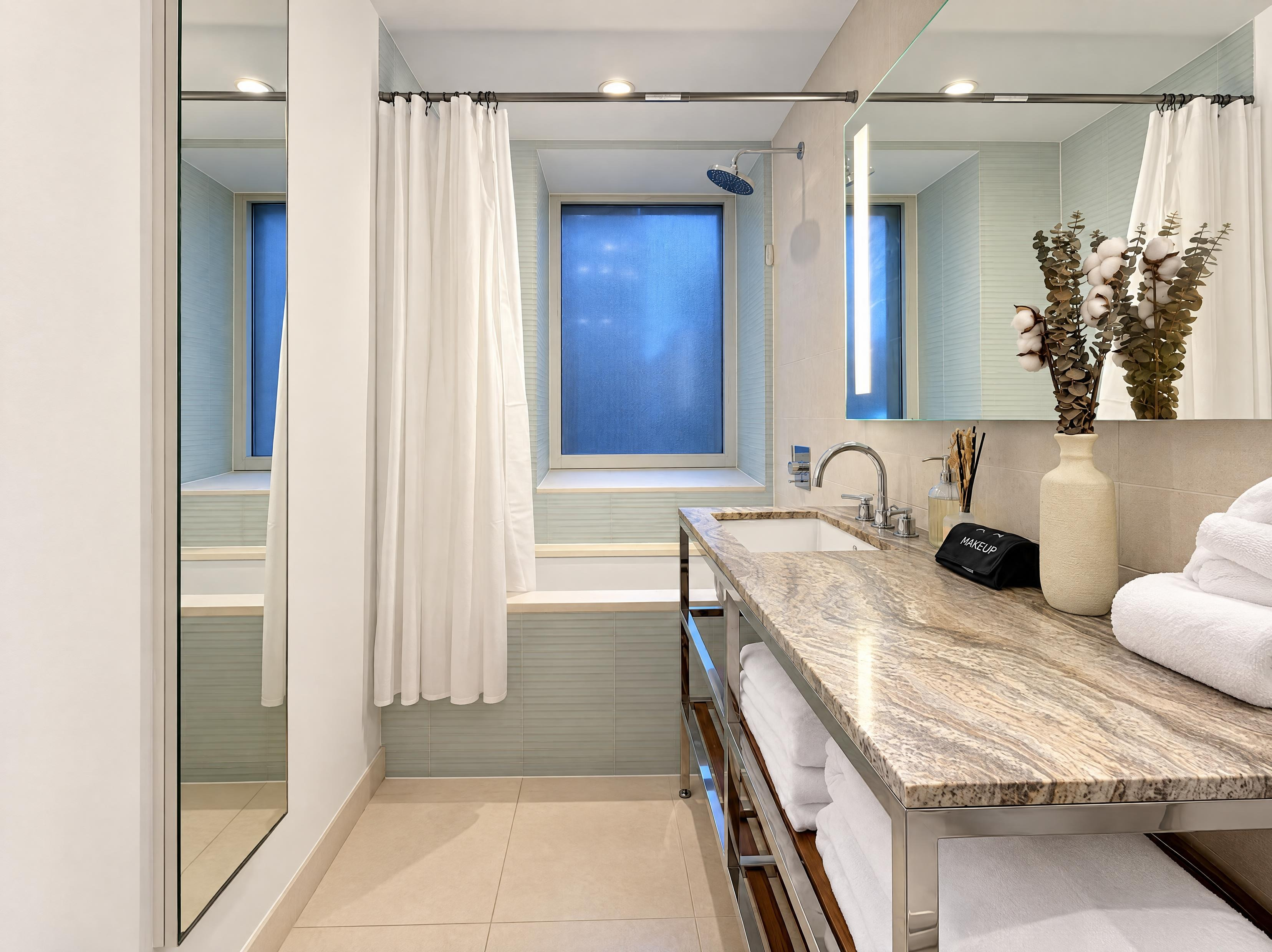 Spacious Midtown 2BR Near Times Square | Sleeps 8 - Photo 4