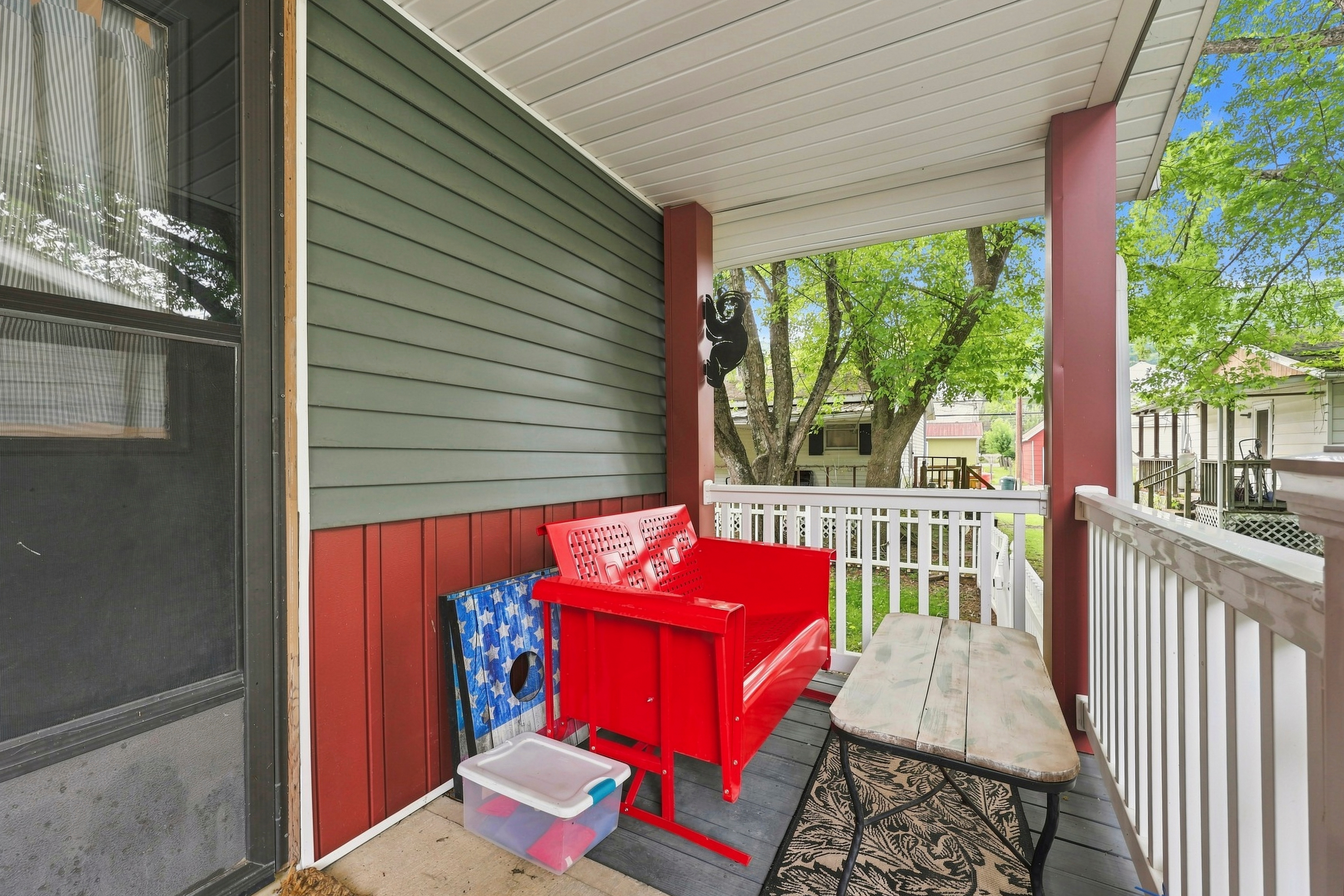 Cozy 1 bedroom home in Marlinton WV walk to main street and minutes to the Hospital - Photo 3