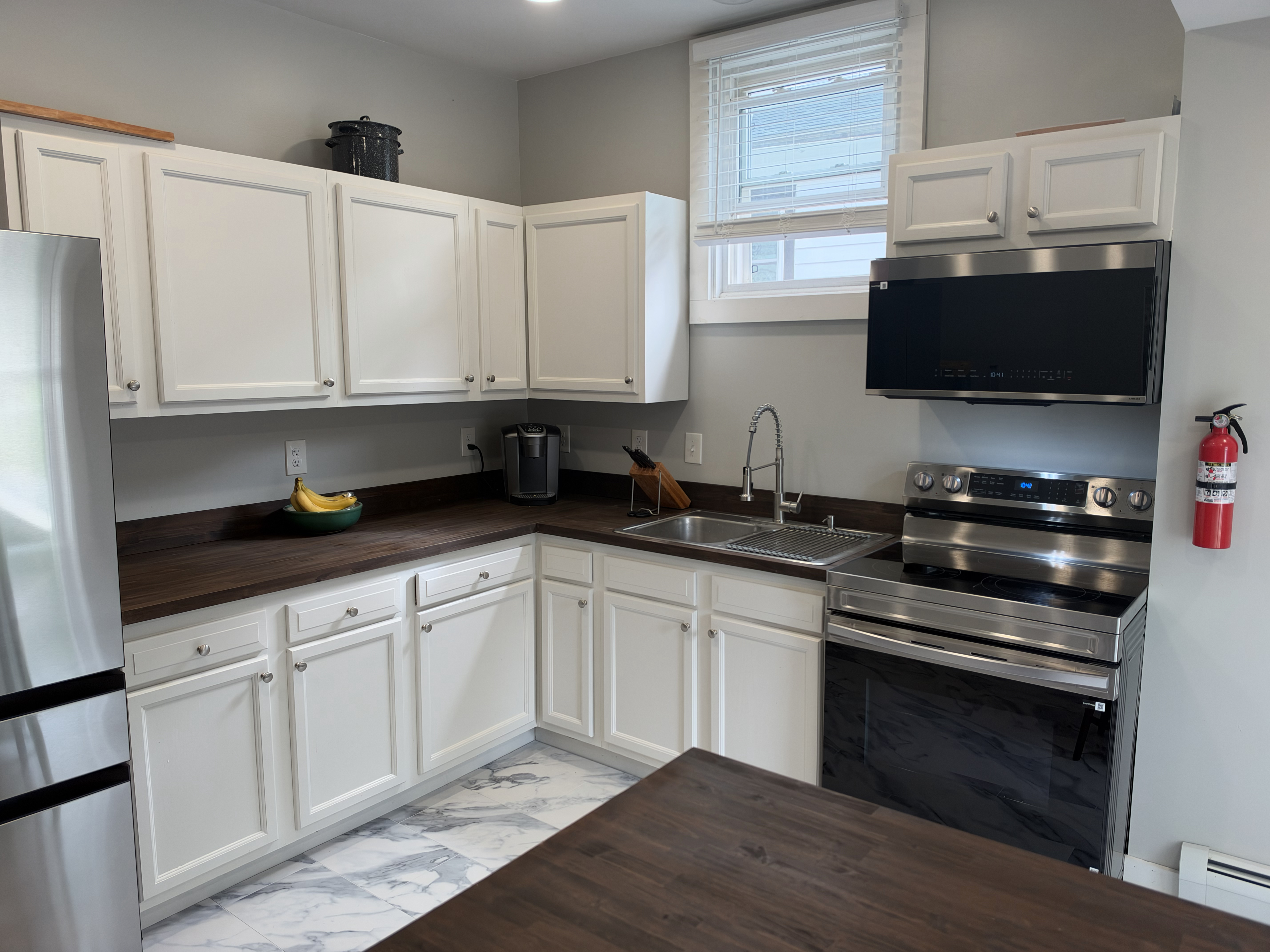 Newly Remodeled 3BR in Historic Geneseo All Utilities Included! - Photo 5