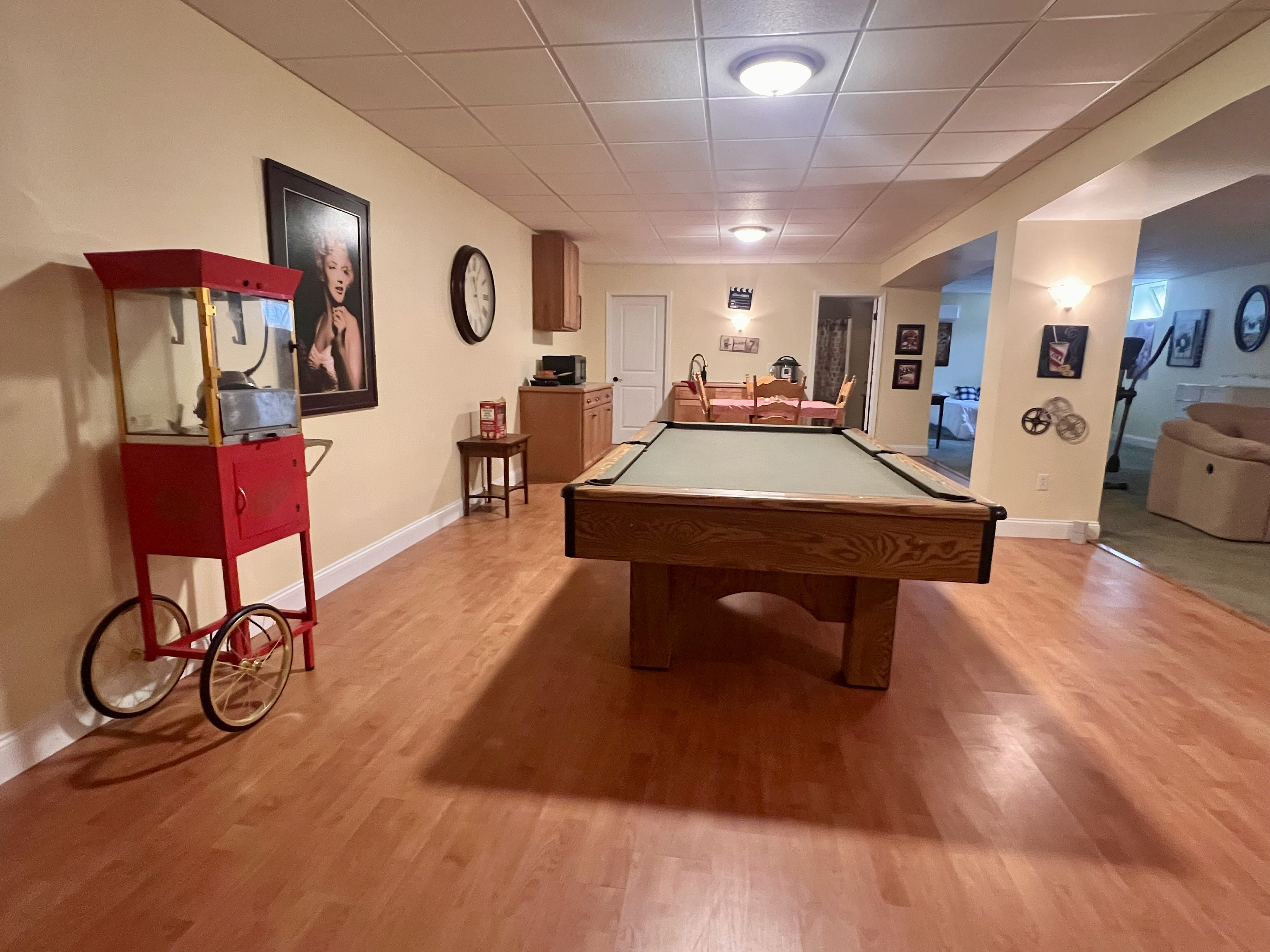 Private Peaceful basement with utilities included. - Photo 4