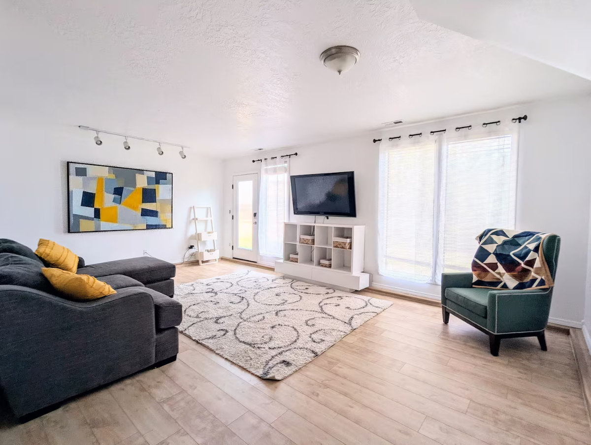 Bright & Spacious 3-Bedroom Furnished Home with Indoor-Outdoor Living, RV Parking & Monthly Housekeeping Near The Village
