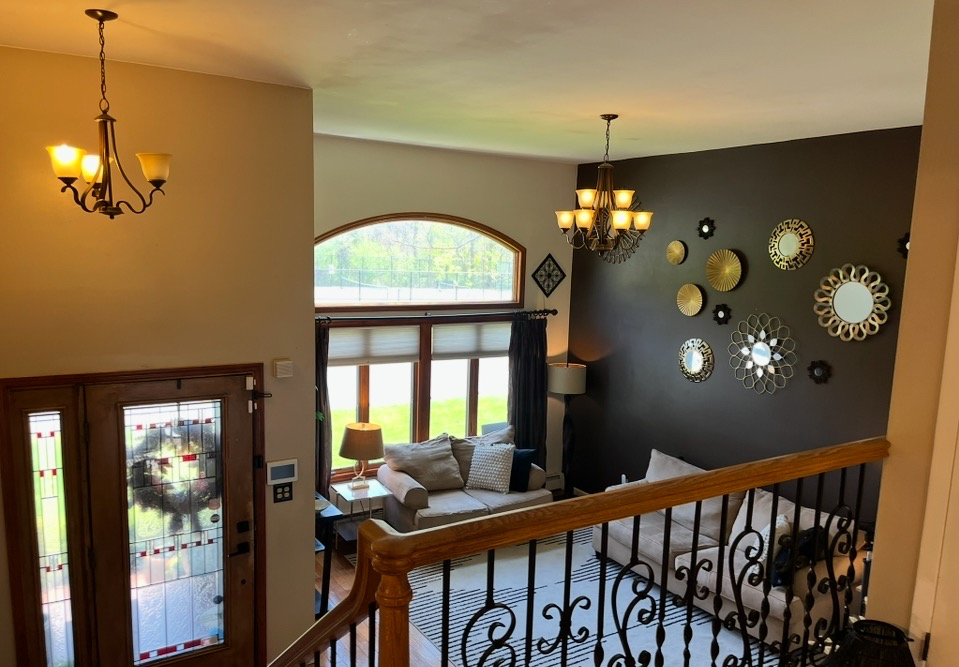 Lovely Single Room Rental| Shared Bath | Near Hospital - Photo 9