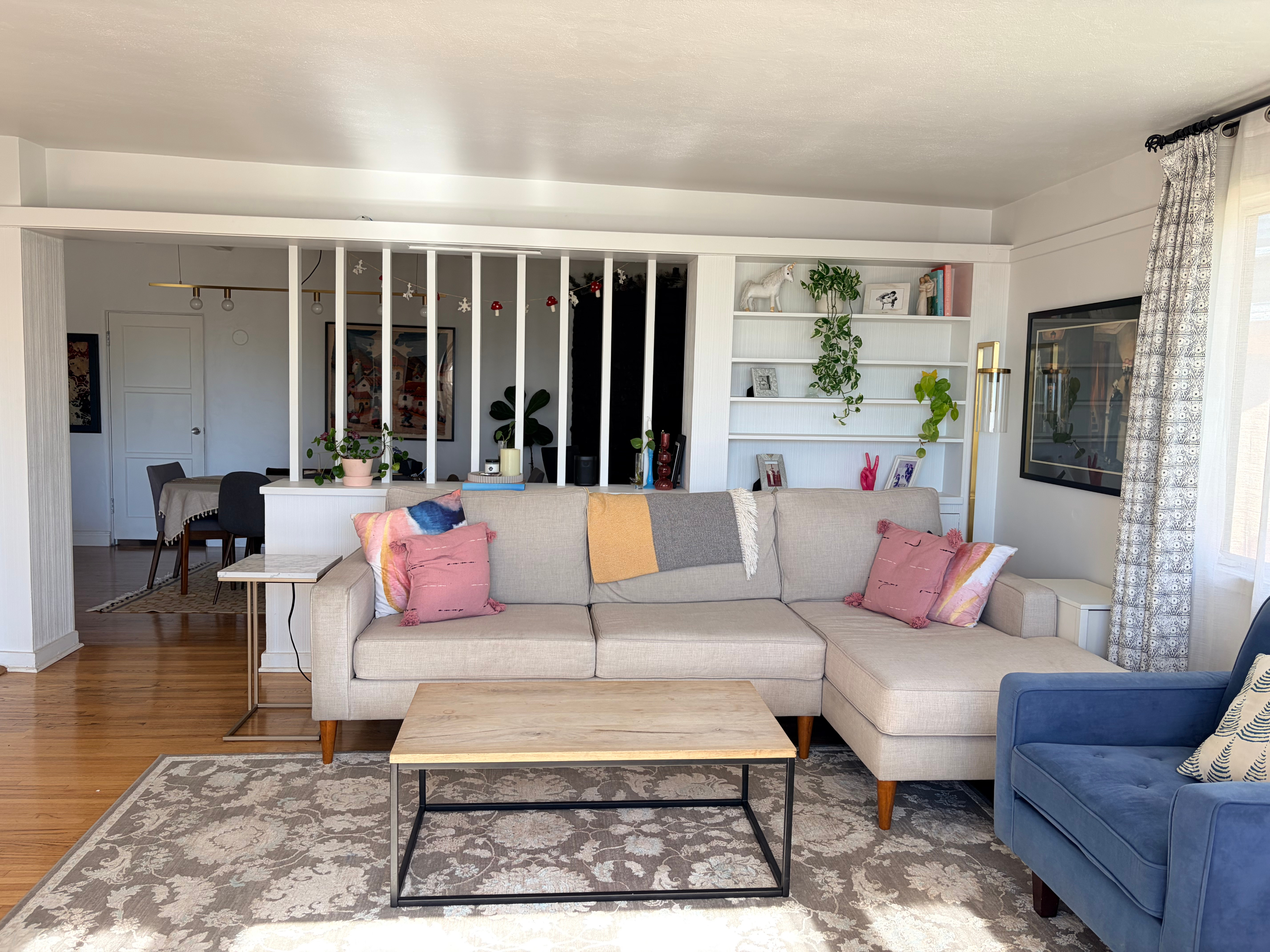 Bright and spacious home near SoFi - Photo 2