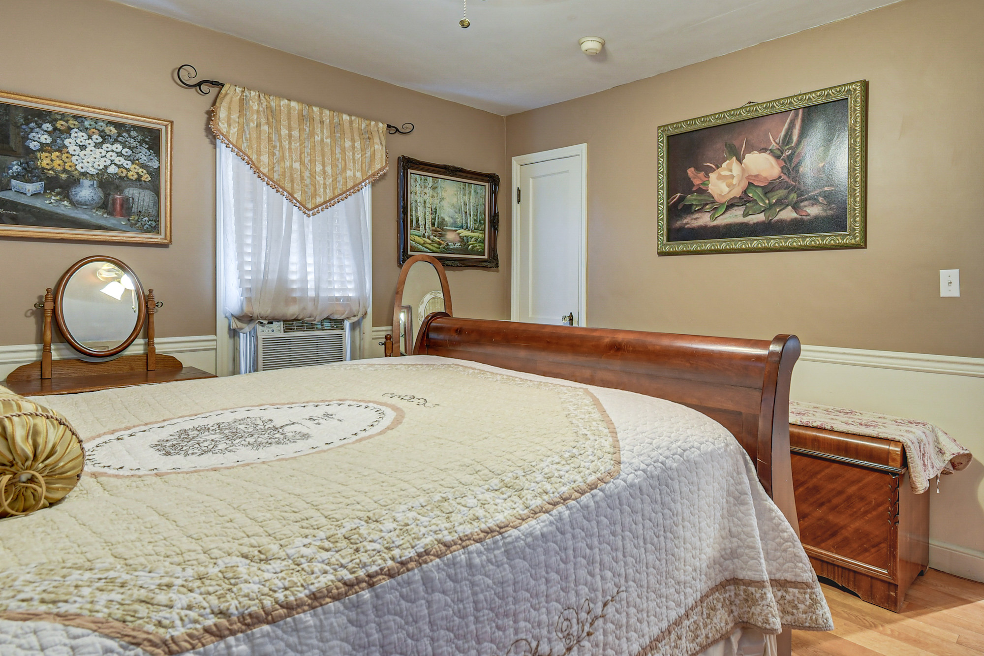 Near Hospitals & Marshall University! Cozy Cottage - 563205 - Photo 12