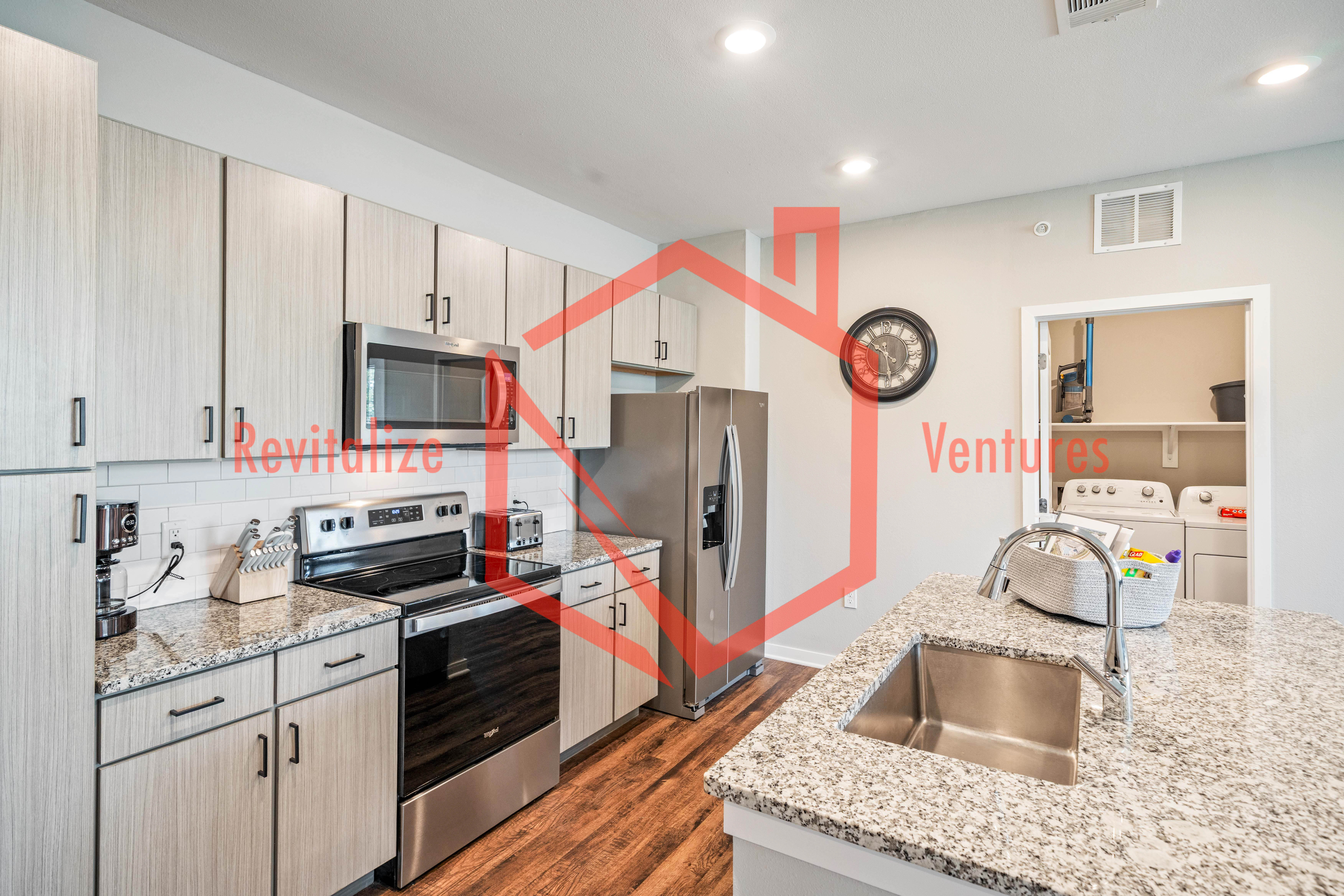 7211 2 bed 2 bath, Great Location, Awesome Amenities - Photo 5