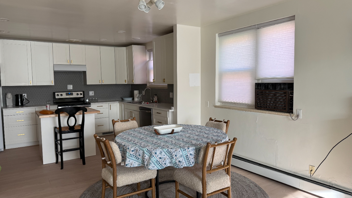 Furnished 1-Bedroom Condo with King Bed & In-Unit Laundry - Photo 4