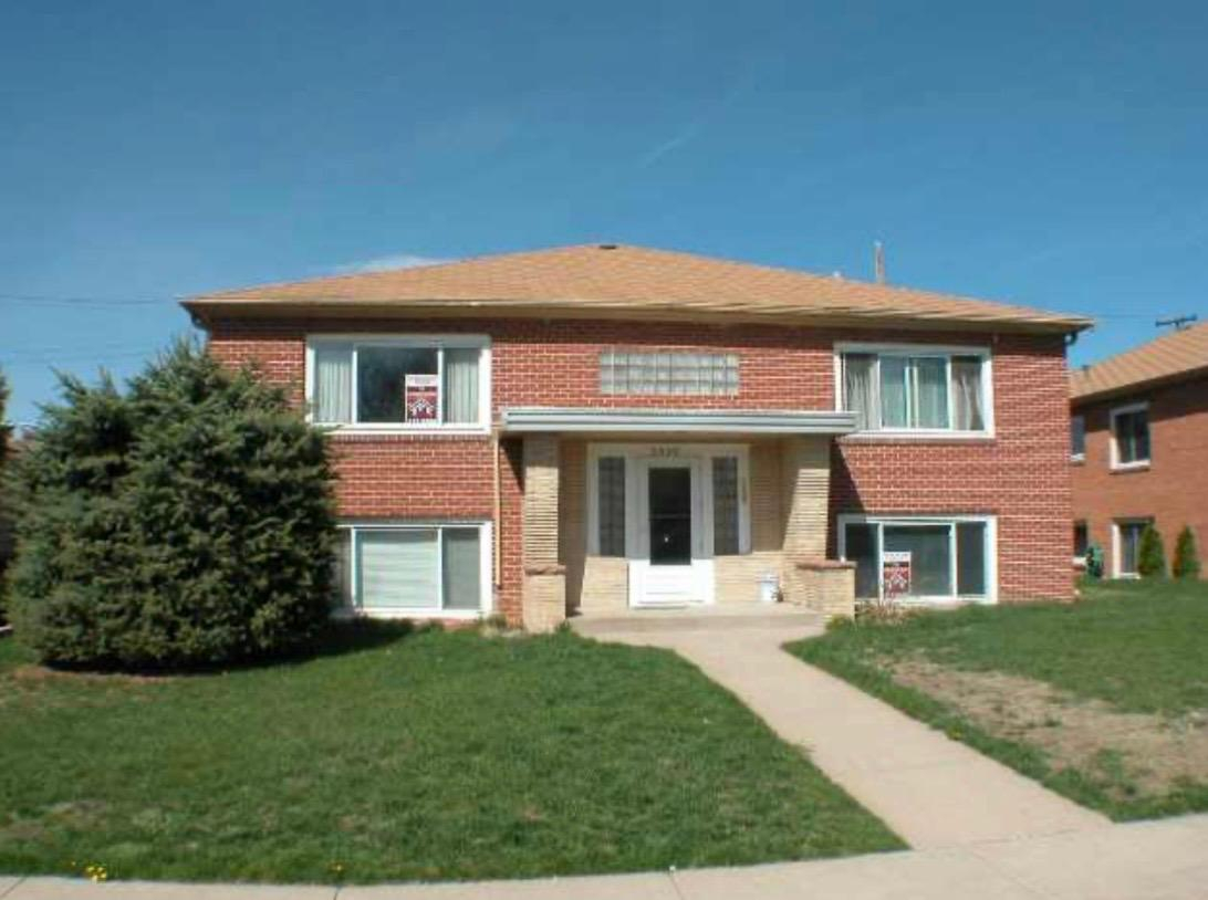 Furnished 1-Bedroom Condo with King Bed & In-Unit Laundry - Photo 2