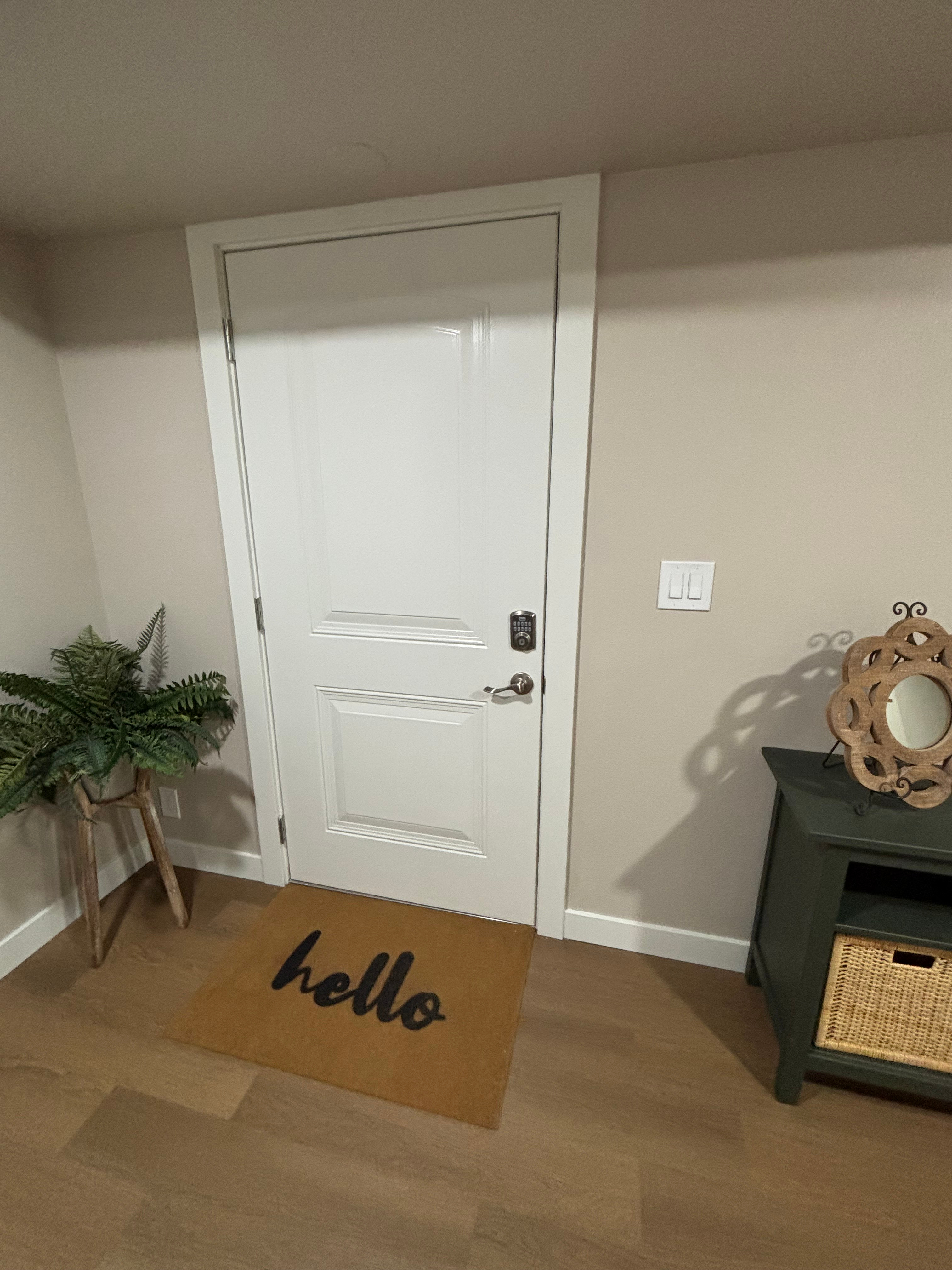 Luxurious and Cozy Fully Furnished 2 BR Retreat - Photo 10