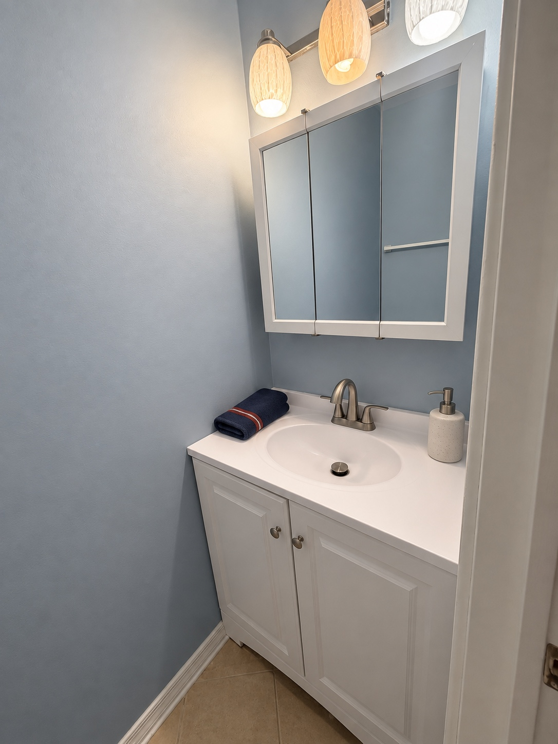 Furnished DC 2BR/2.5BA | Private Parking, Wi-Fi & Laundry - Photo 7
