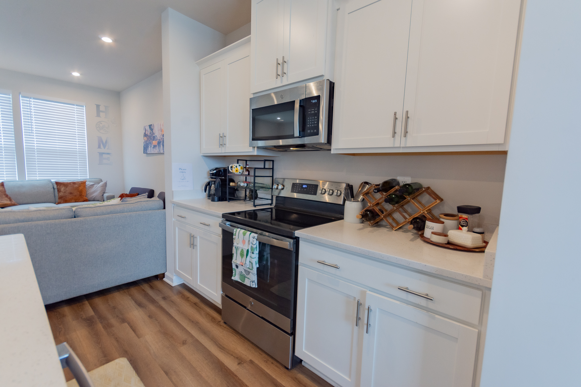 Ranson Retreat | Sleeps 5-6 + Free Parking - Photo 12