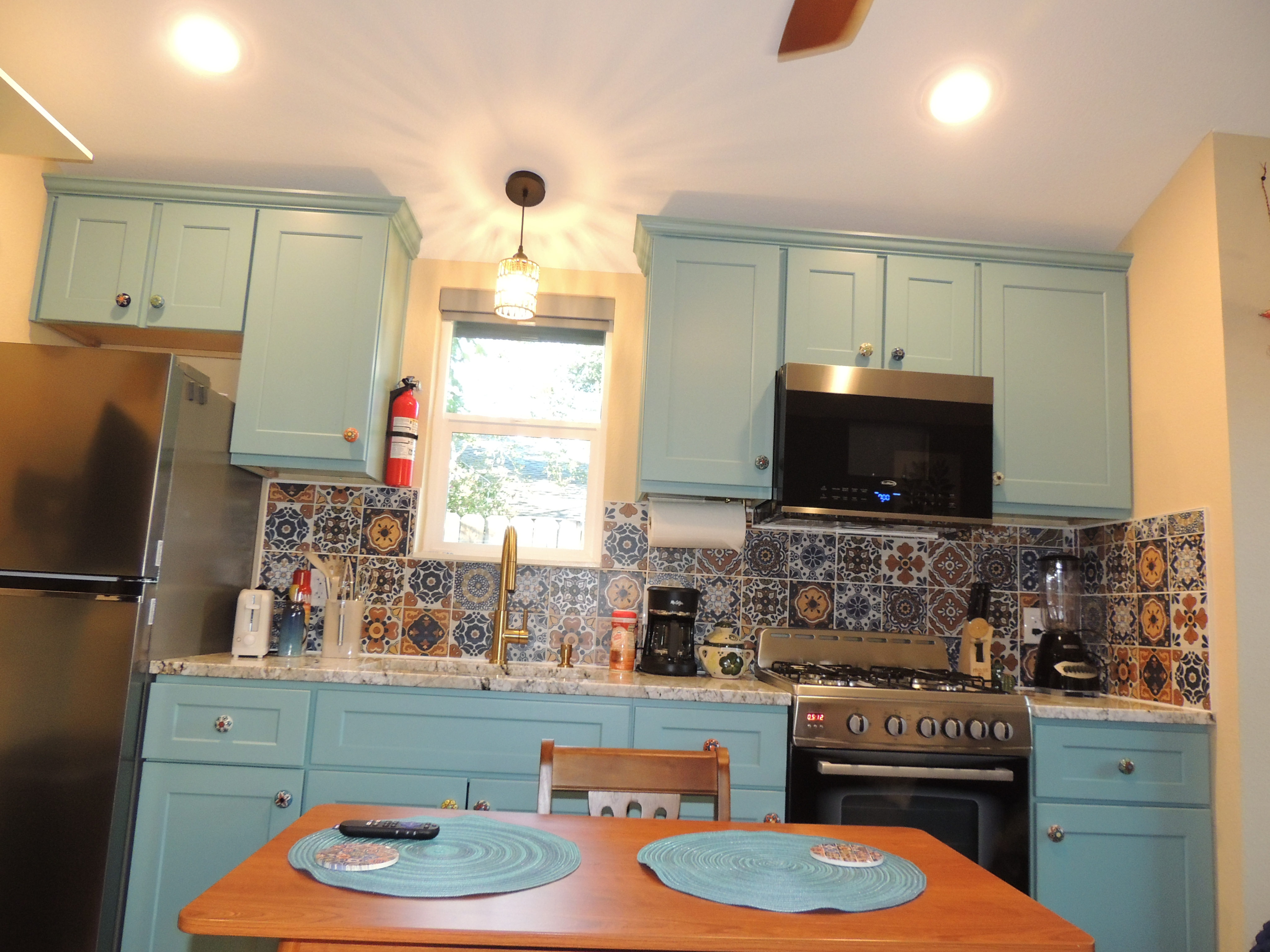 Quiet & Private Studio ADU | In-Unit W/D & Fully Stocked Kitchen - Photo 6