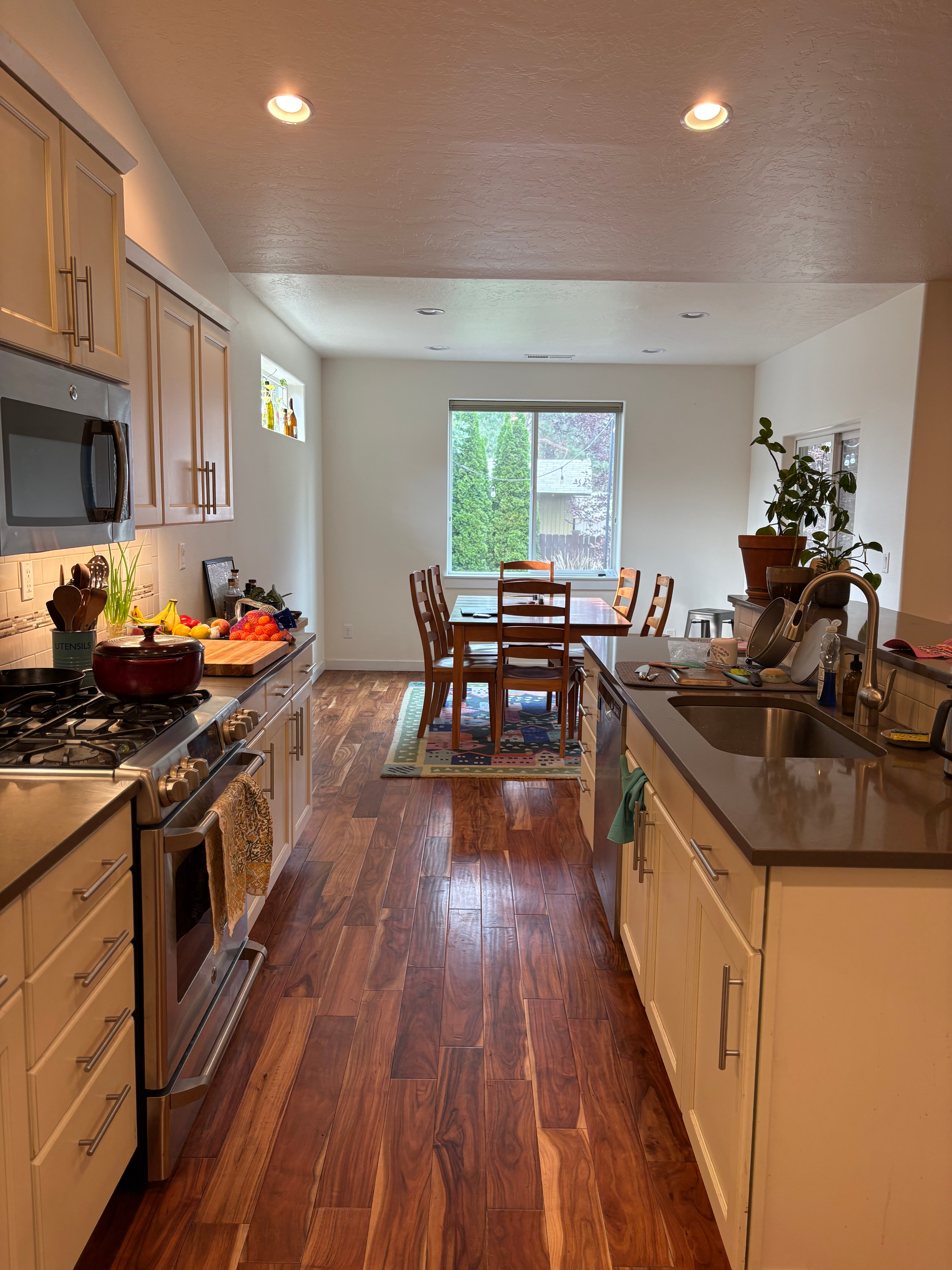Cozy Room in a Quiet House and Friendly Neighborhood - Photo 6