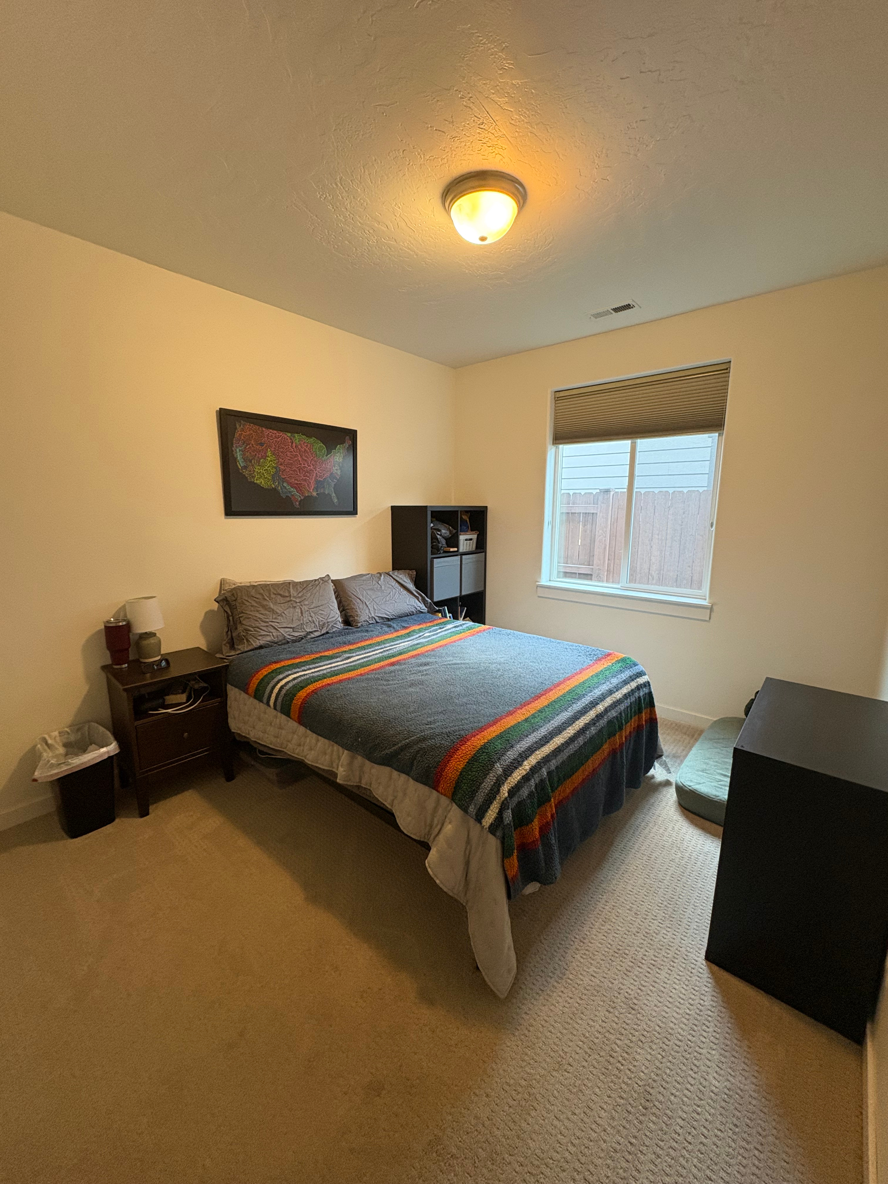 Cozy Room in a Quiet House and Friendly Neighborhood - Photo 2