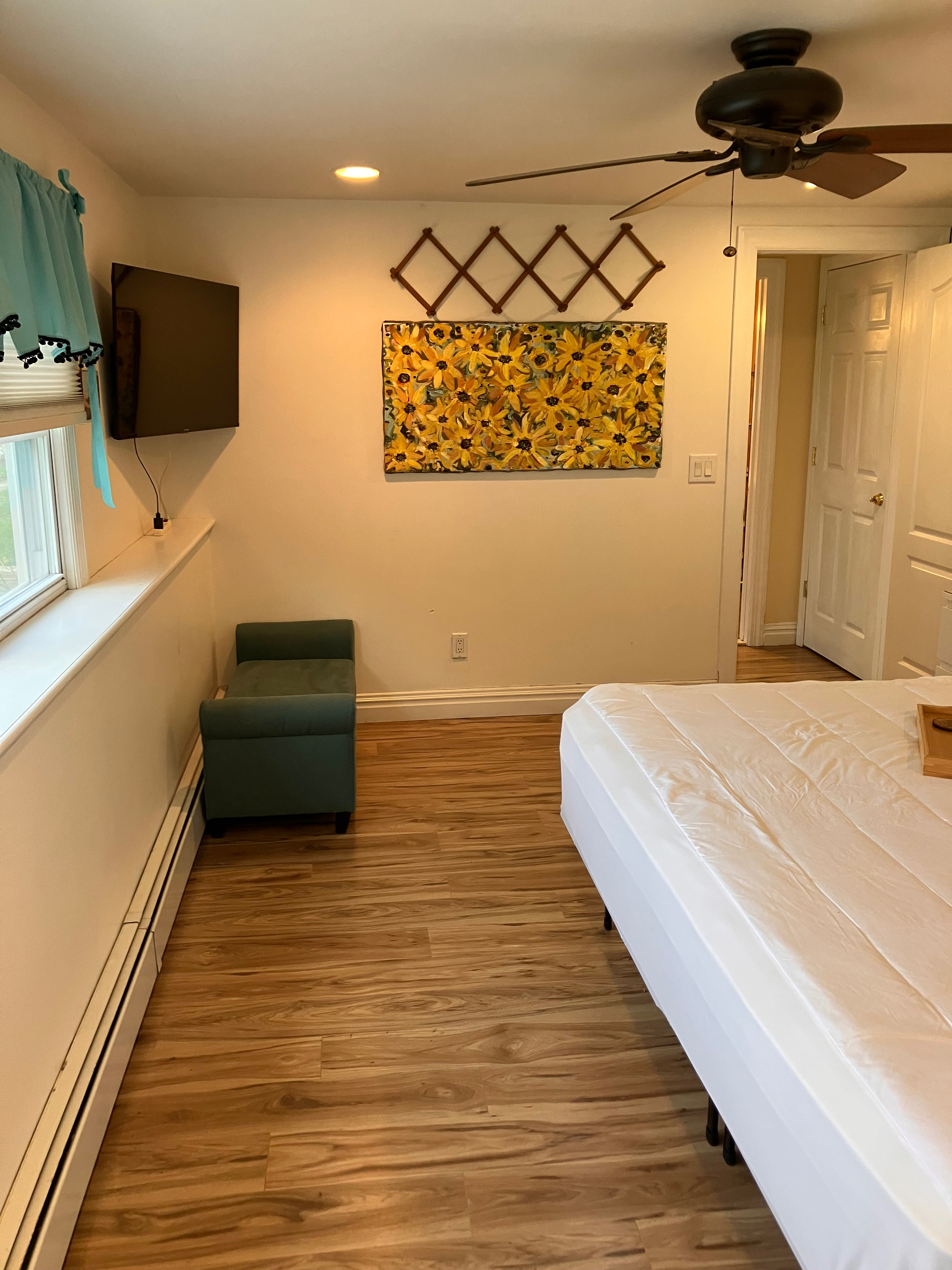 South Shore Coastal Living Prefect for Traveling Healthcare Pros! - Photo 10