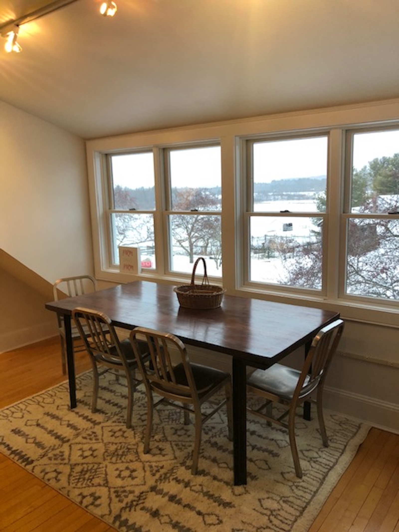Stowe/Morrisville Large 2BR Private Apartment, Garage & Views - Photo 6