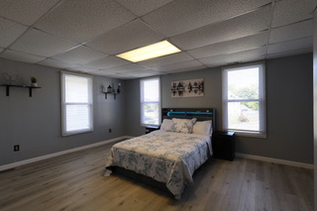 1520 Park Ave - Spacious 3BR Parkersburg Home Near City Park - Newly Renovated & Furnished - Photo 4