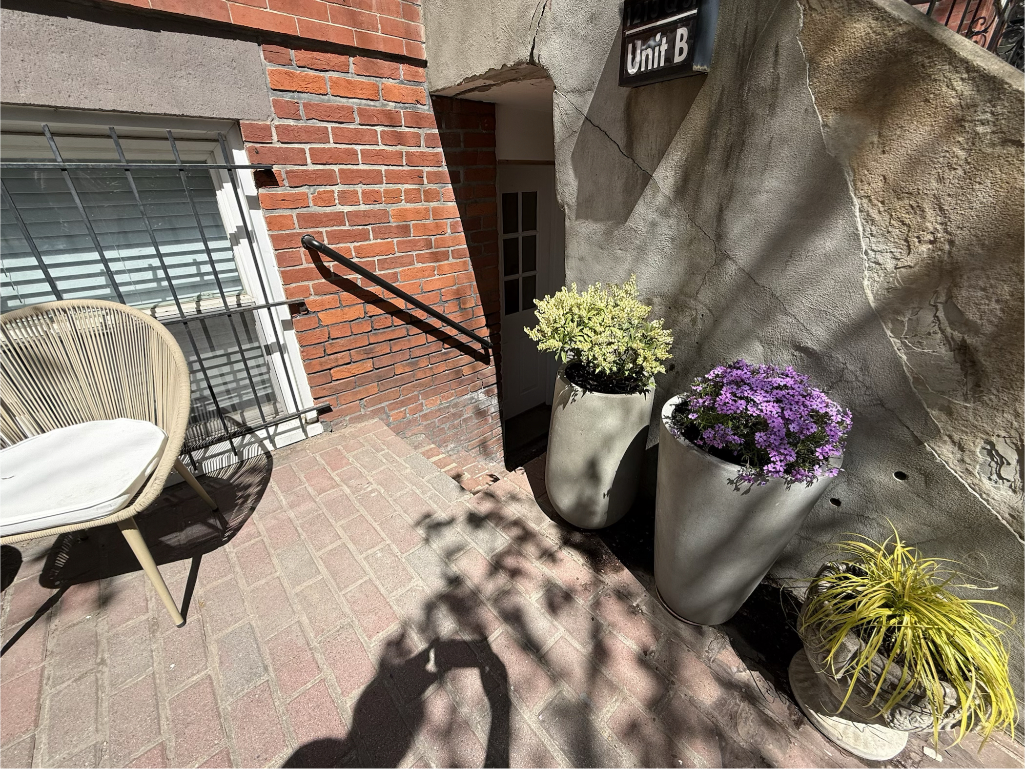 Private apartment in historic DC rowhouse - Photo 11