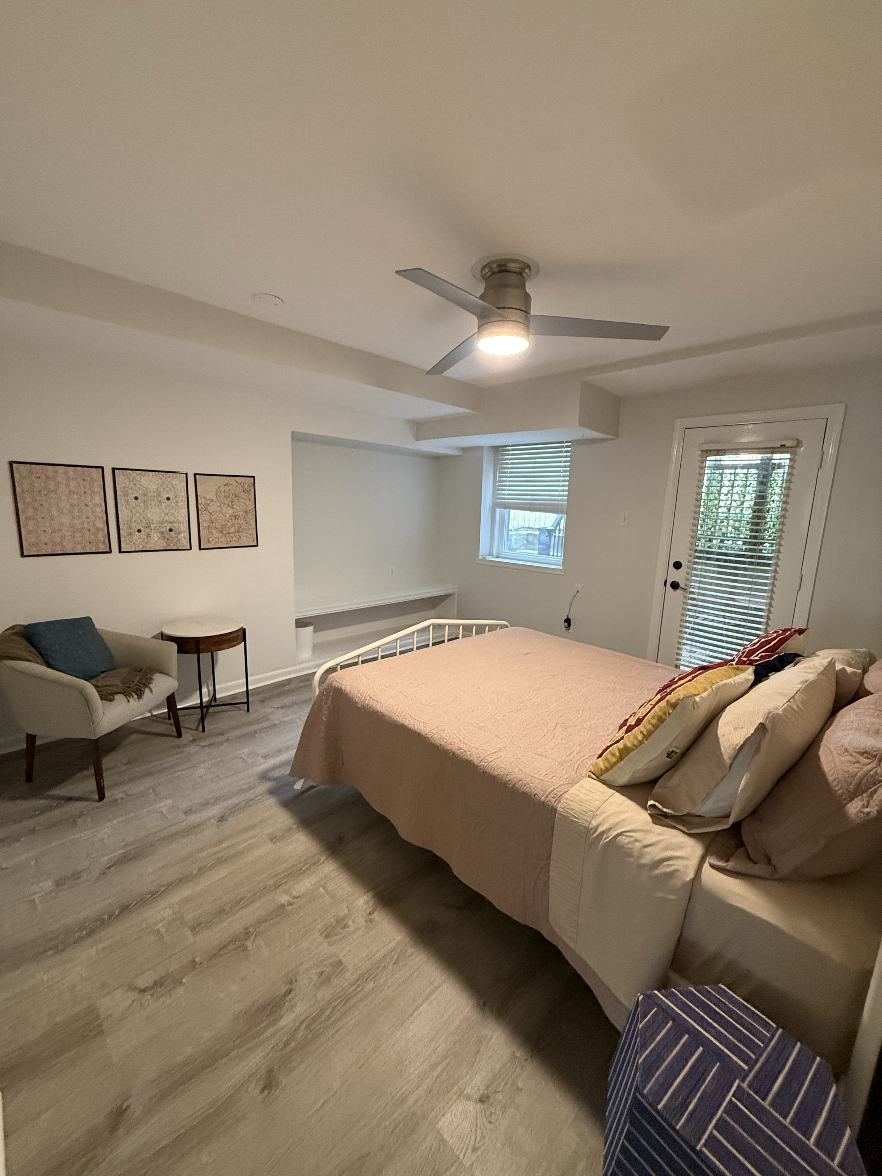 Private apartment in historic DC rowhouse - Photo 7