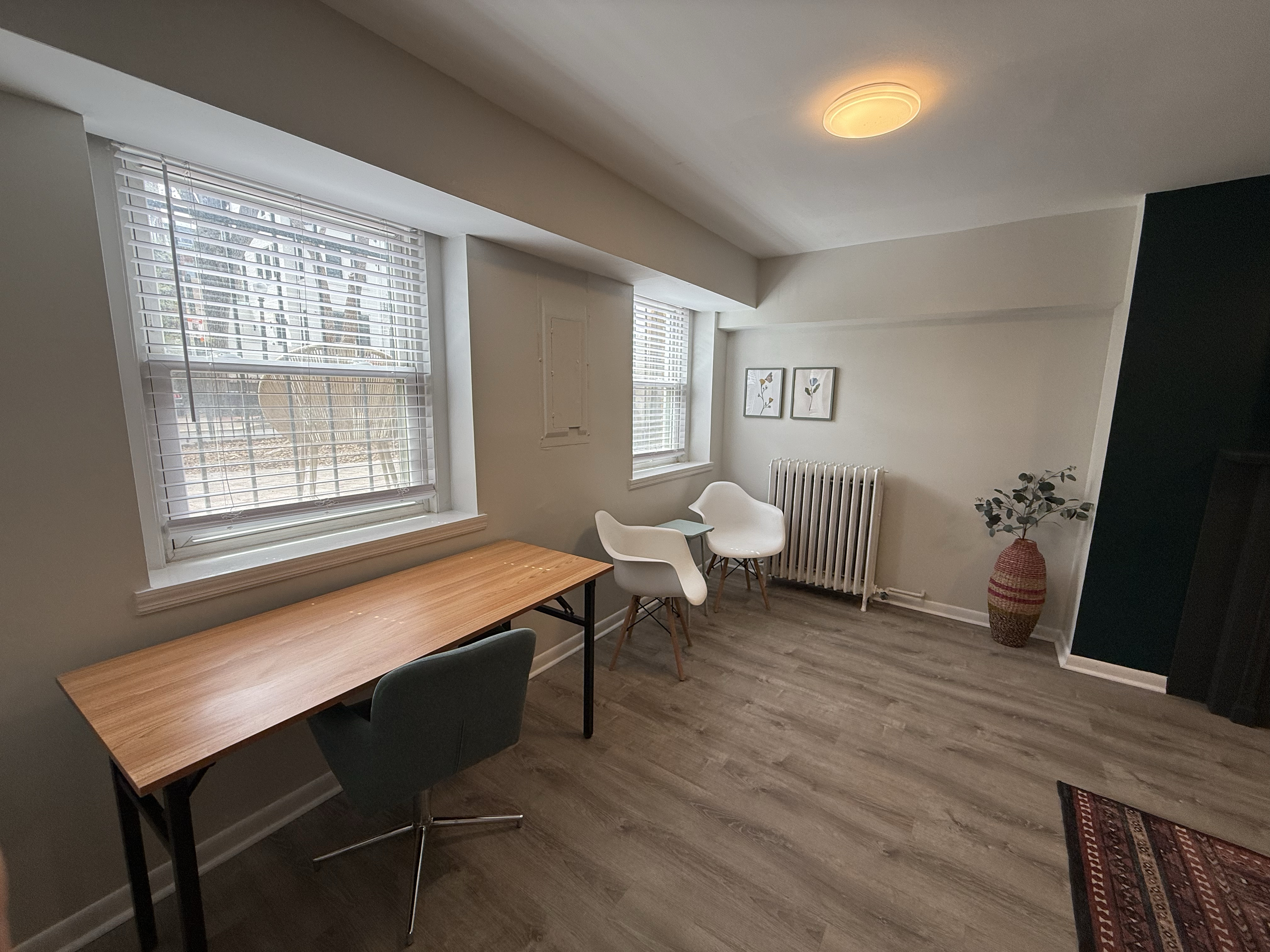 Private apartment in historic DC rowhouse - Photo 2