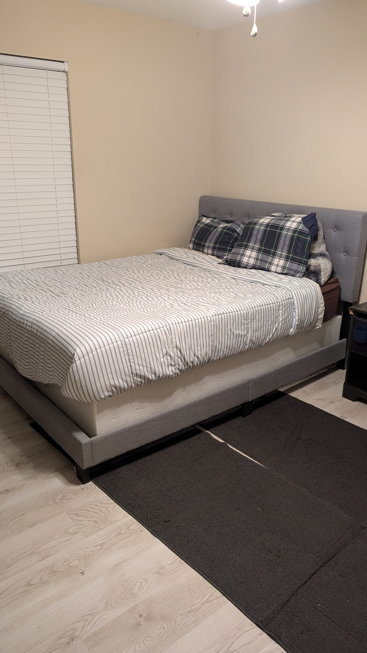 Relaxing Furnished Room With Private Bathroom, Workspace And Thoughtful Shared Amenities