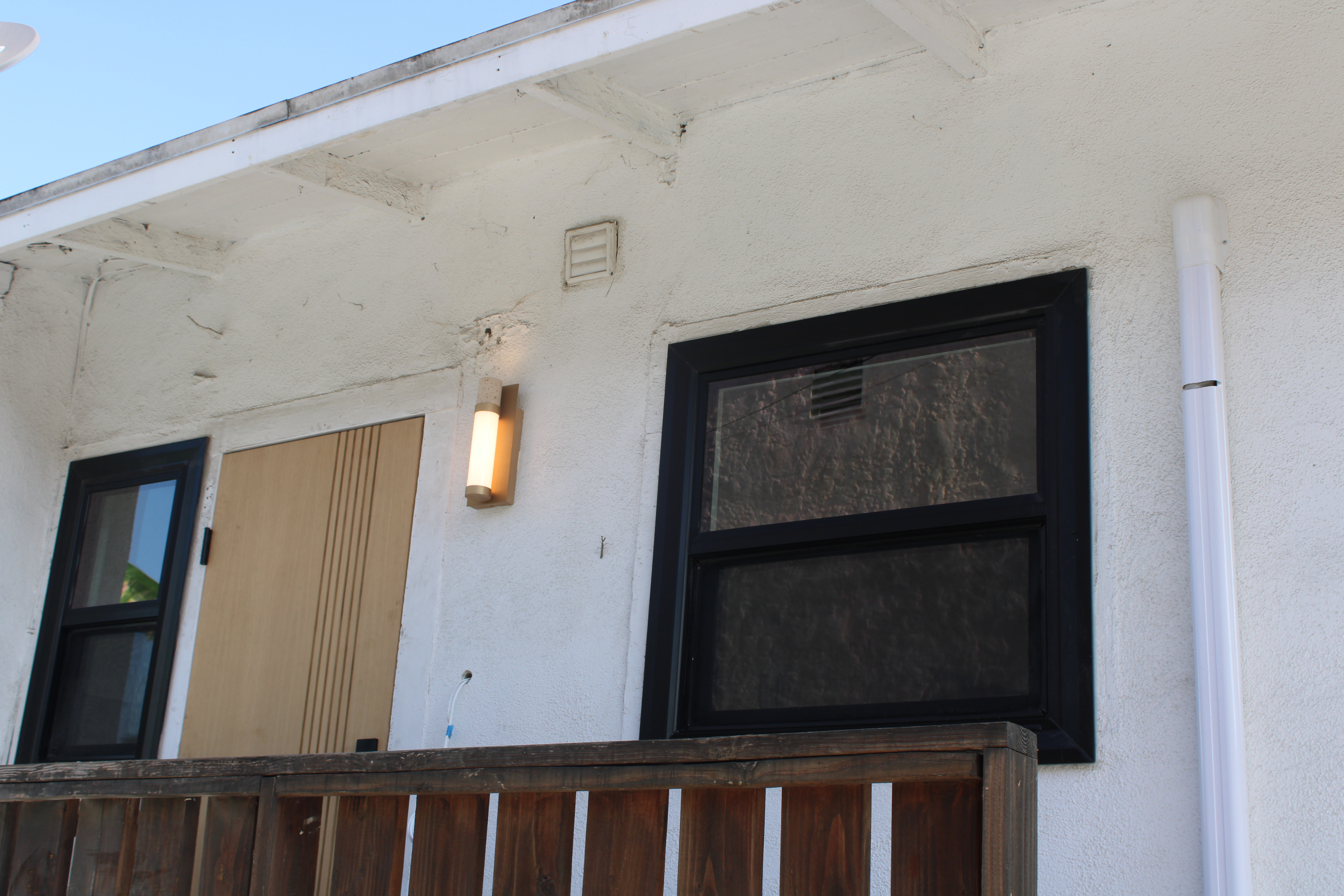 Newly Renovated 1 BD, Great Location - Photo 4