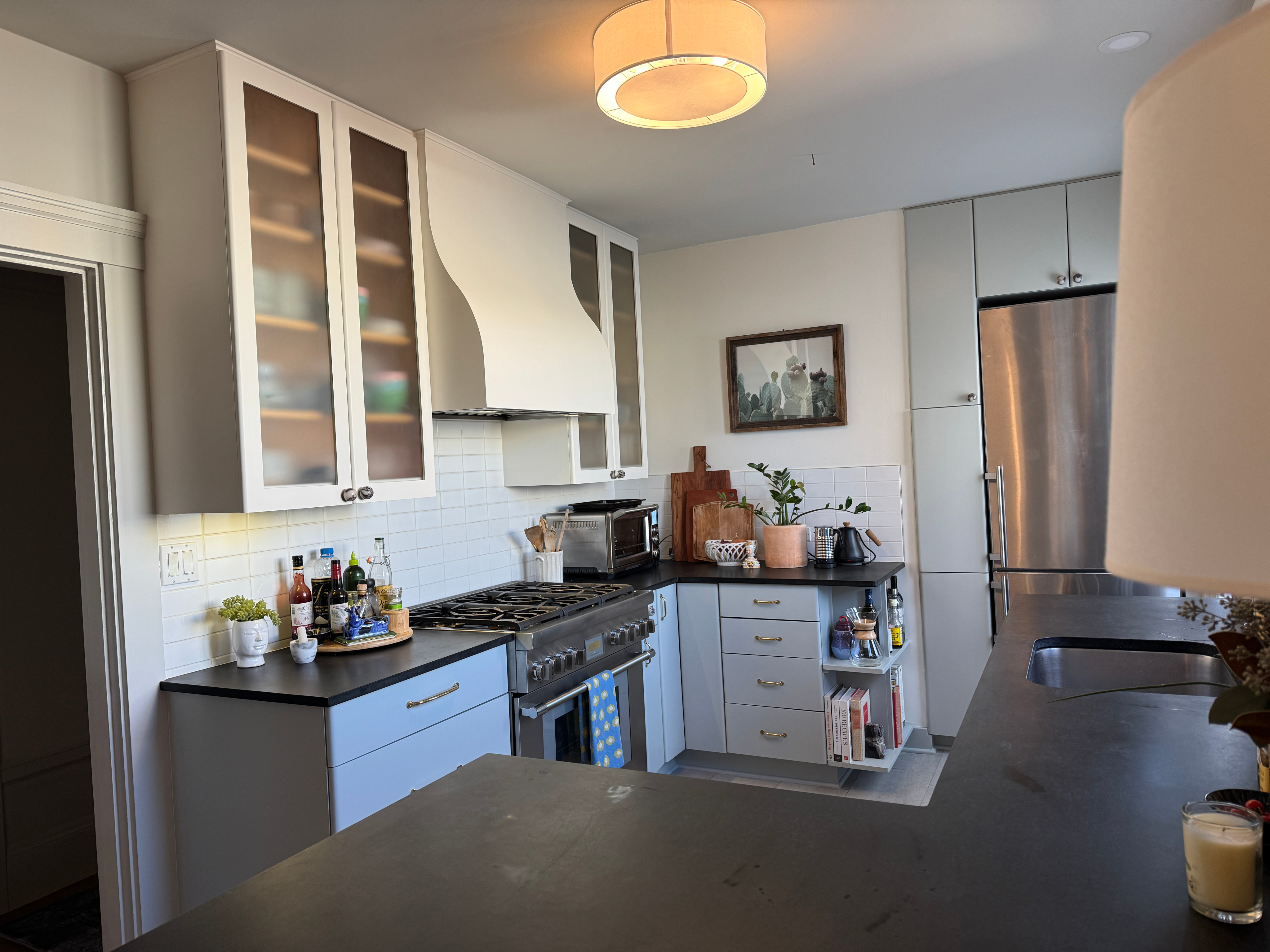 Sunny Top Floor 2 bed/1bath Condo Near Cole Valley and UCSF Parnassus - Photo 4