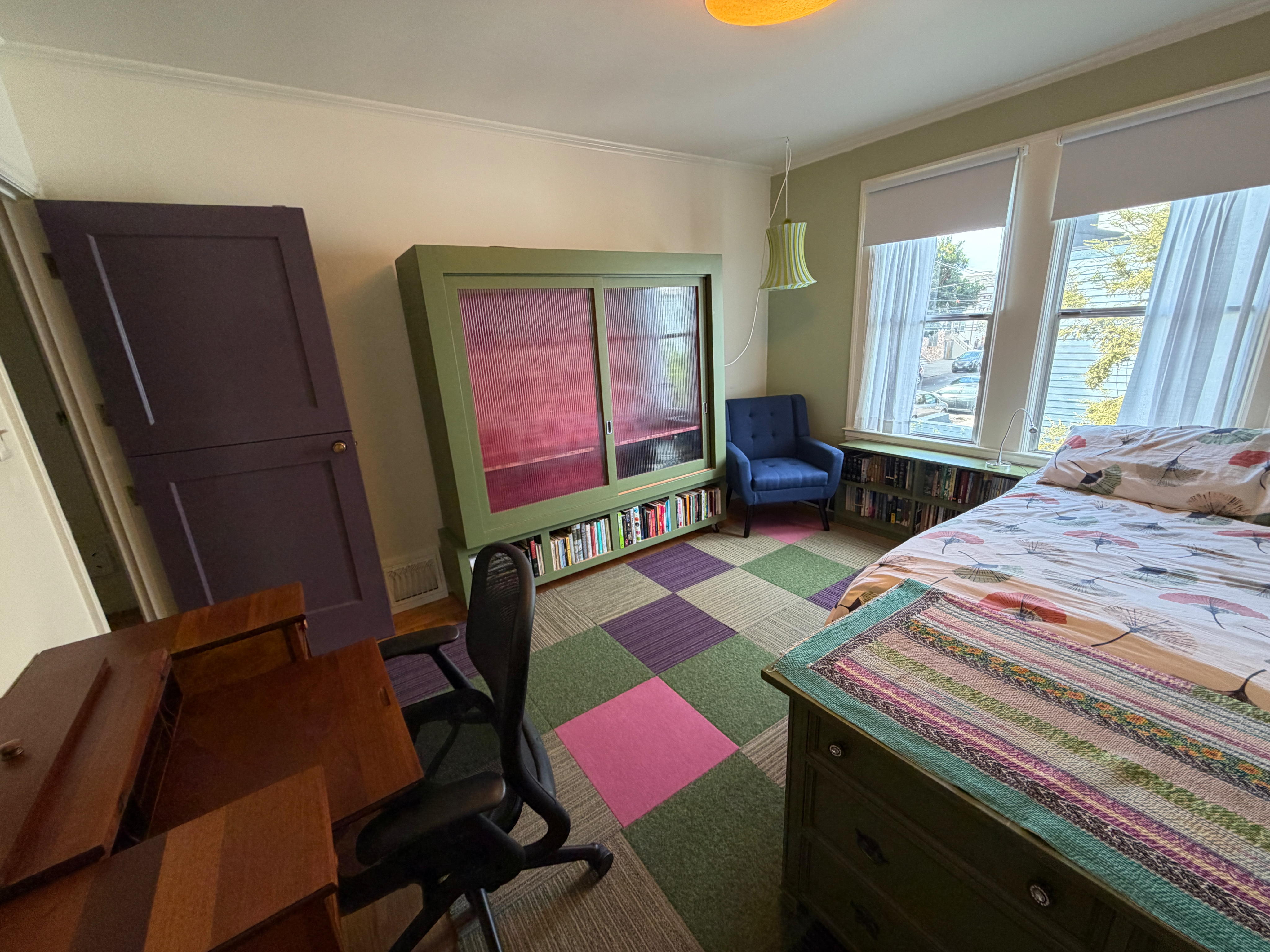 Medium Sized, Well-Furnished Room in Art-Filled, Sunny Mission Home - Photo 1