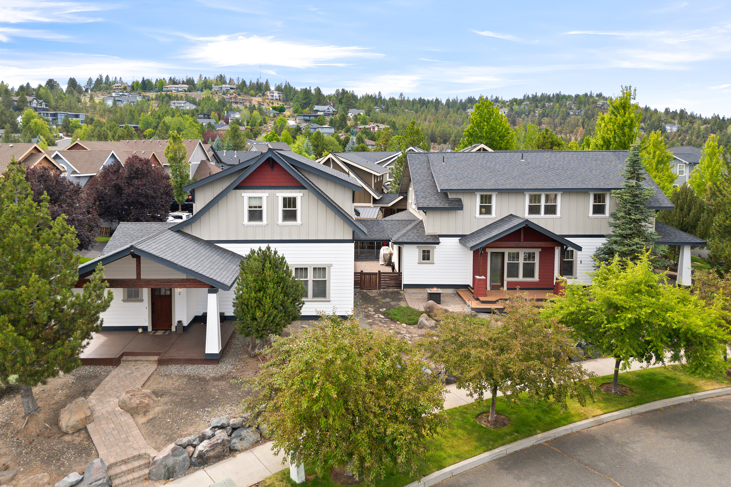 Compass Lane - Awbrey Butte neighborhood of Bend, Oregon. - Photo 6