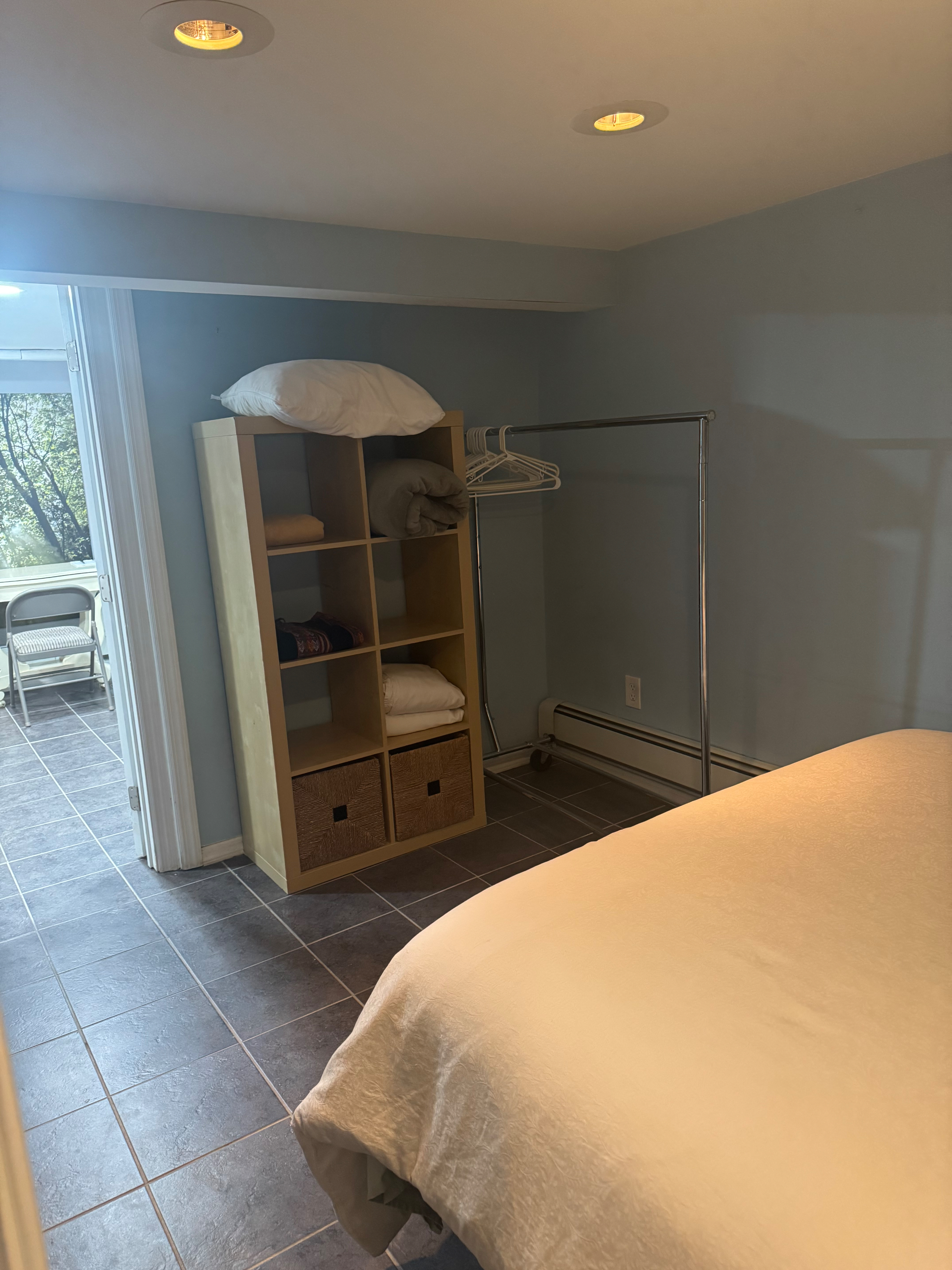 Quiet Private Room in Westchester - 50 minutes to NYC. - Photo 2