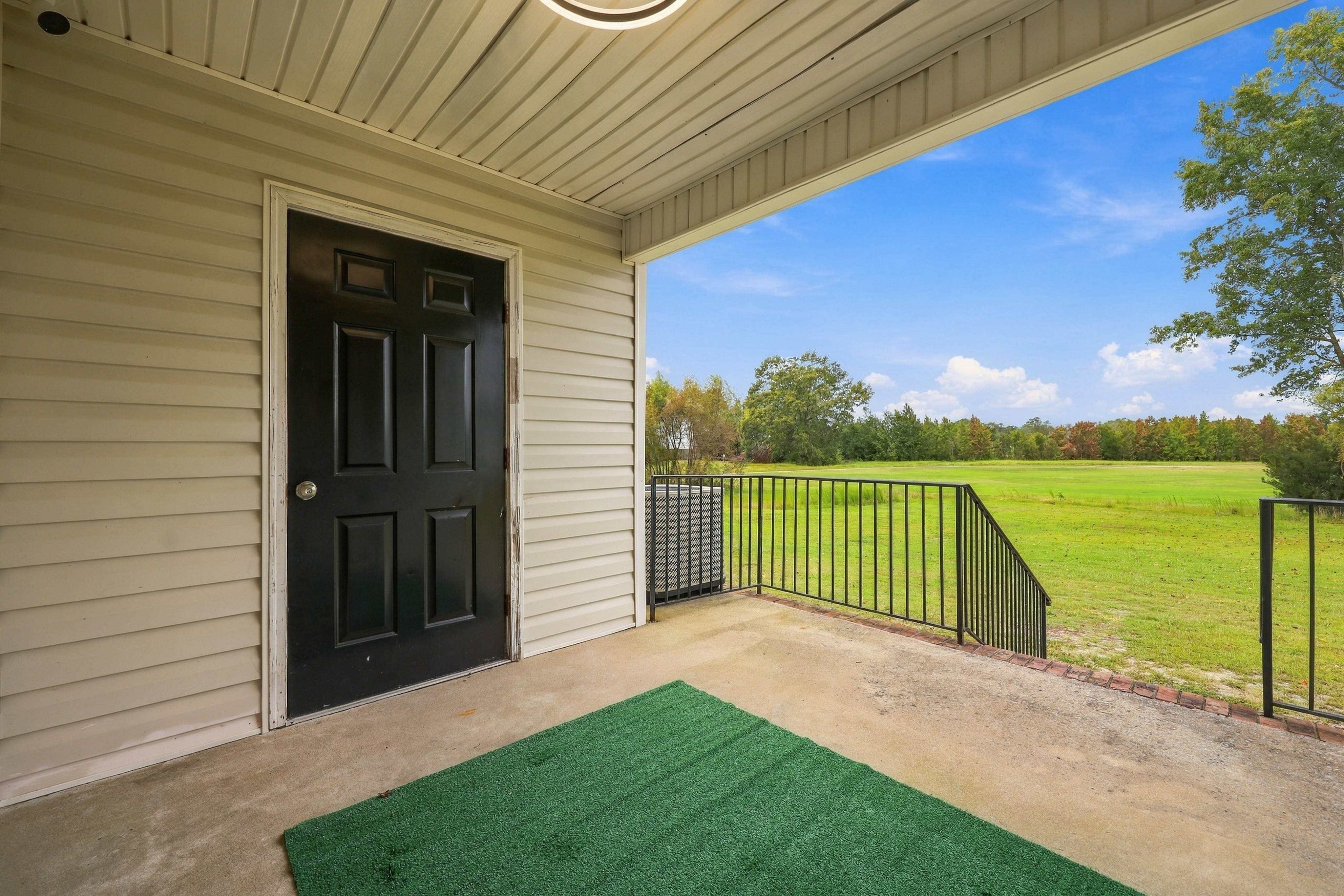Quiet Greenville Gem Near Golf, ECU & Medical - Photo 2