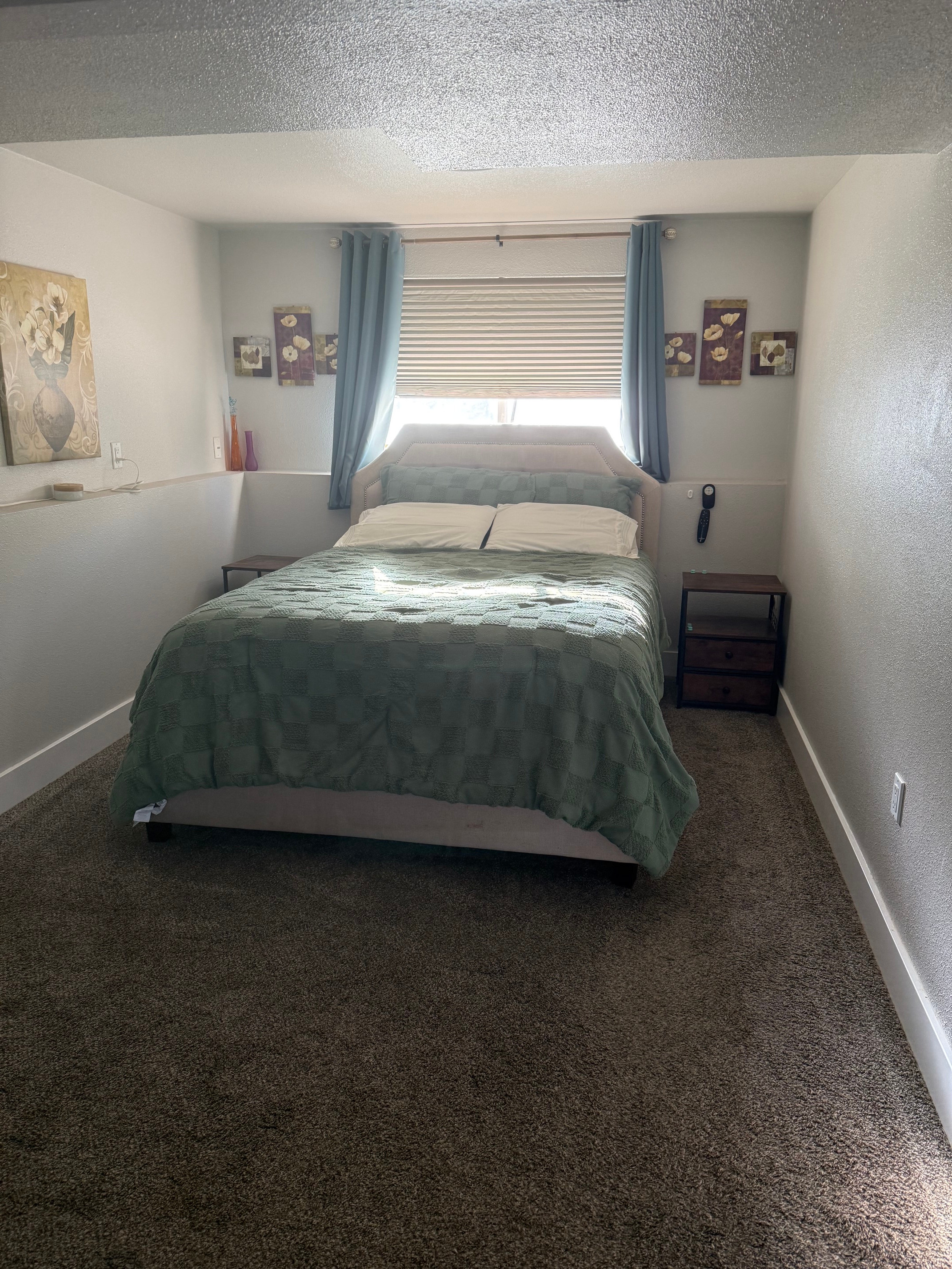 Private fully furnished rooms in Beautiful Shared Home - Photo 6