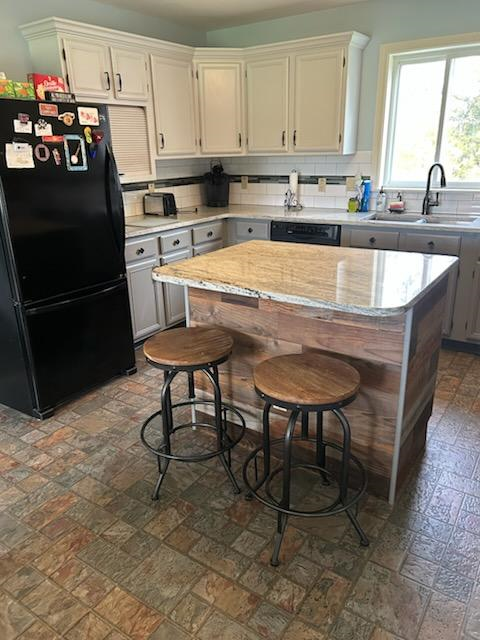 Peaceful 2BR Retreat With Workspace Near Central Vermont Medical Center And Ski Areas - Photo 4