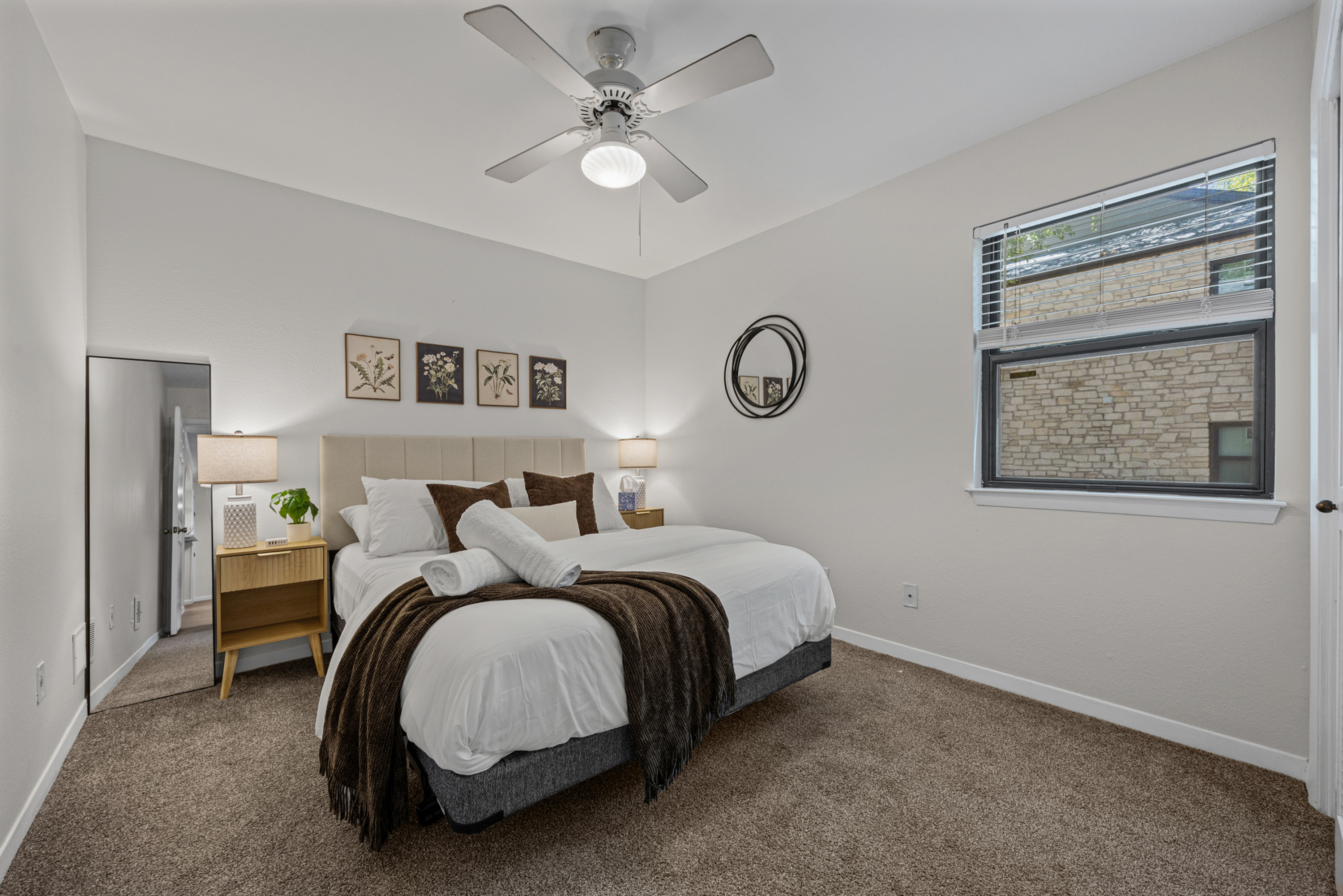 2BR North Loop Retreat | Pool + Parking - Photo 6