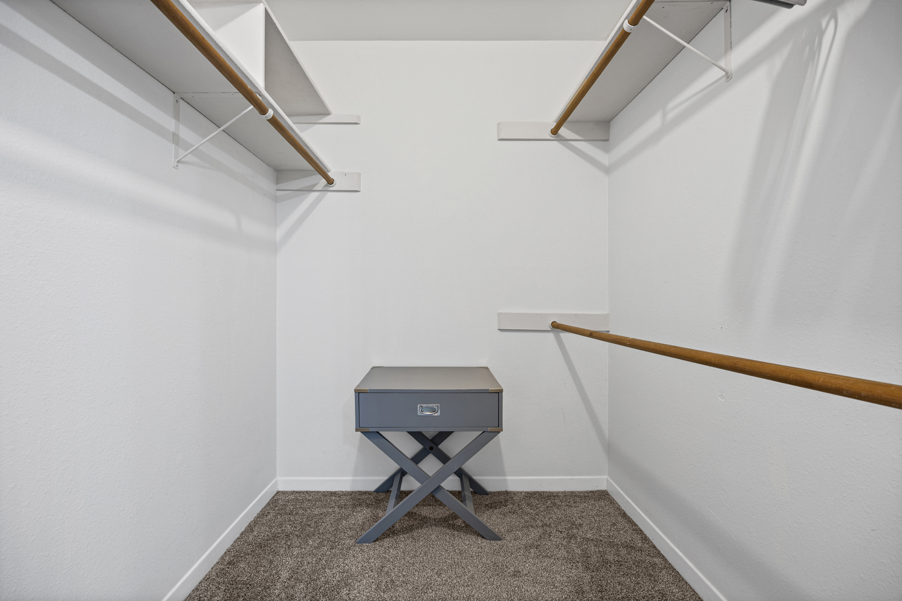 2BR North Loop Retreat | Pool + Parking - Photo 4