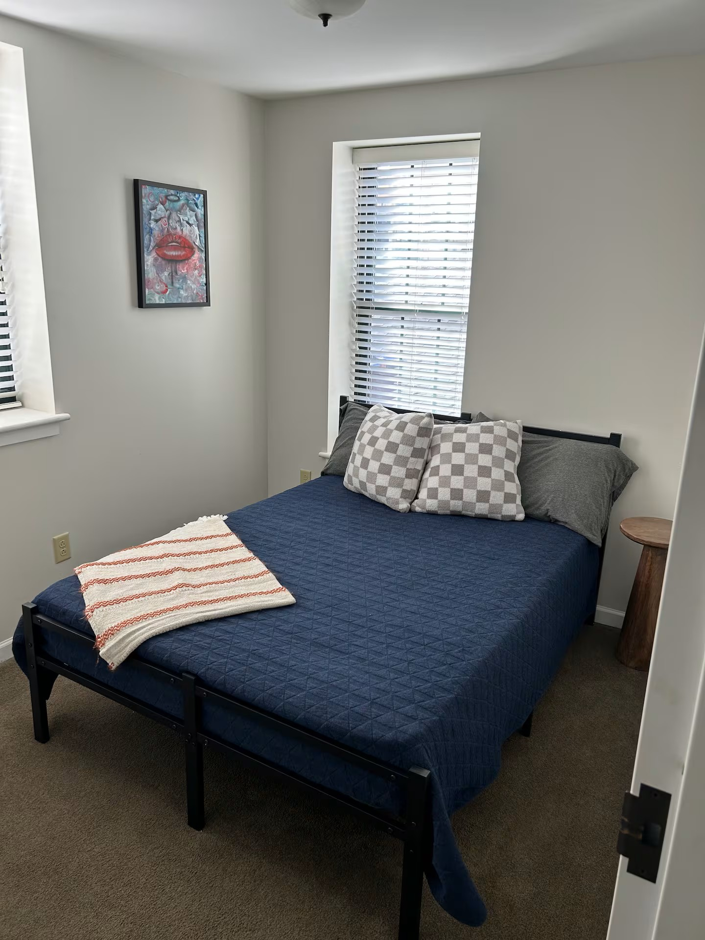 Minutes to URMC/Strong - Furnished 2BR in Walkable East End, All-Inclusive - Photo 11