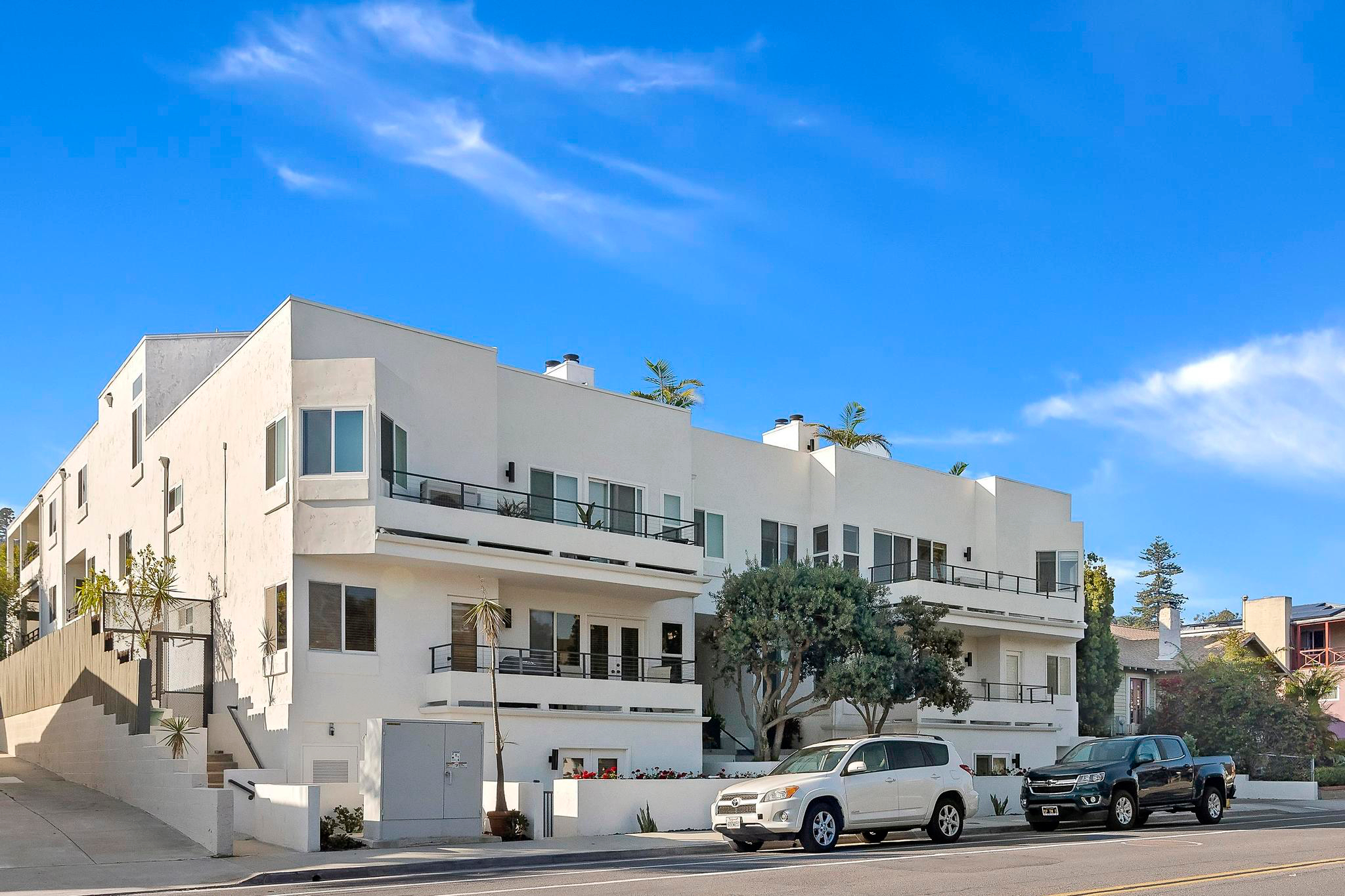 San Diego sought-after Point Loma/Vista La Playa location - Photo 1