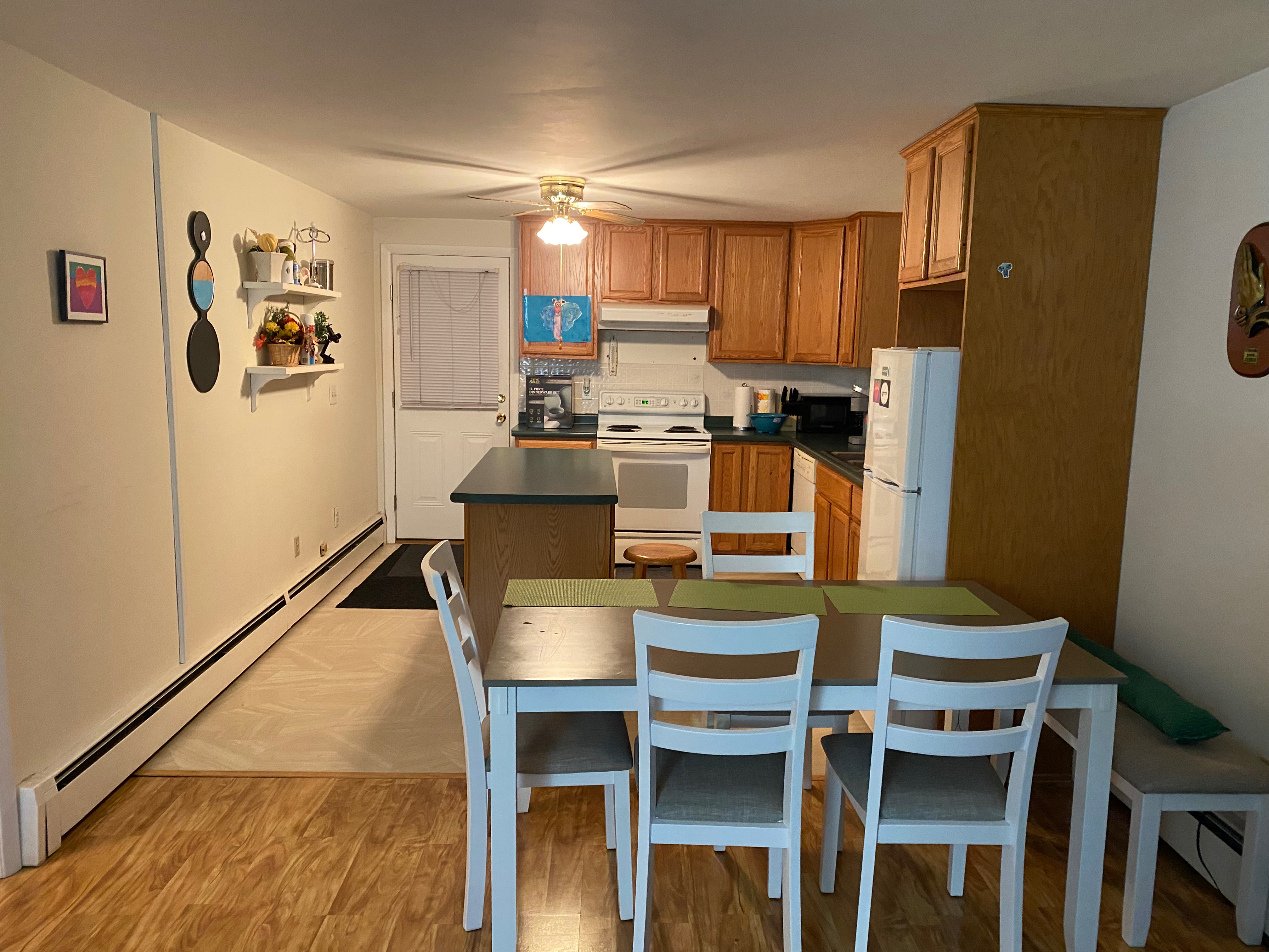 Beautiful Condo - Photo 6