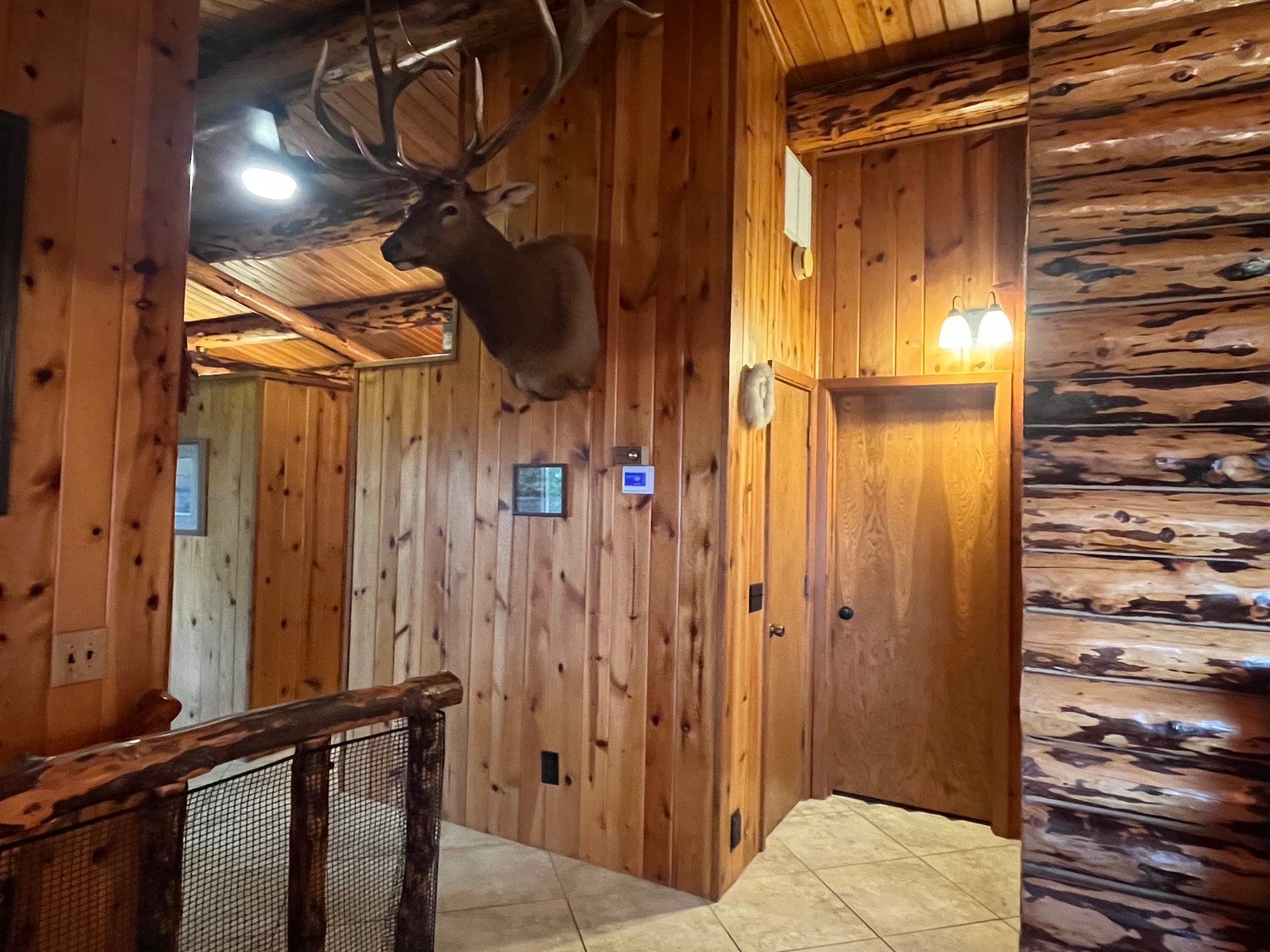 Alaskan Log Home minutes from Anchorage | Mountain & Water Views | Utilities Included - Photo 9