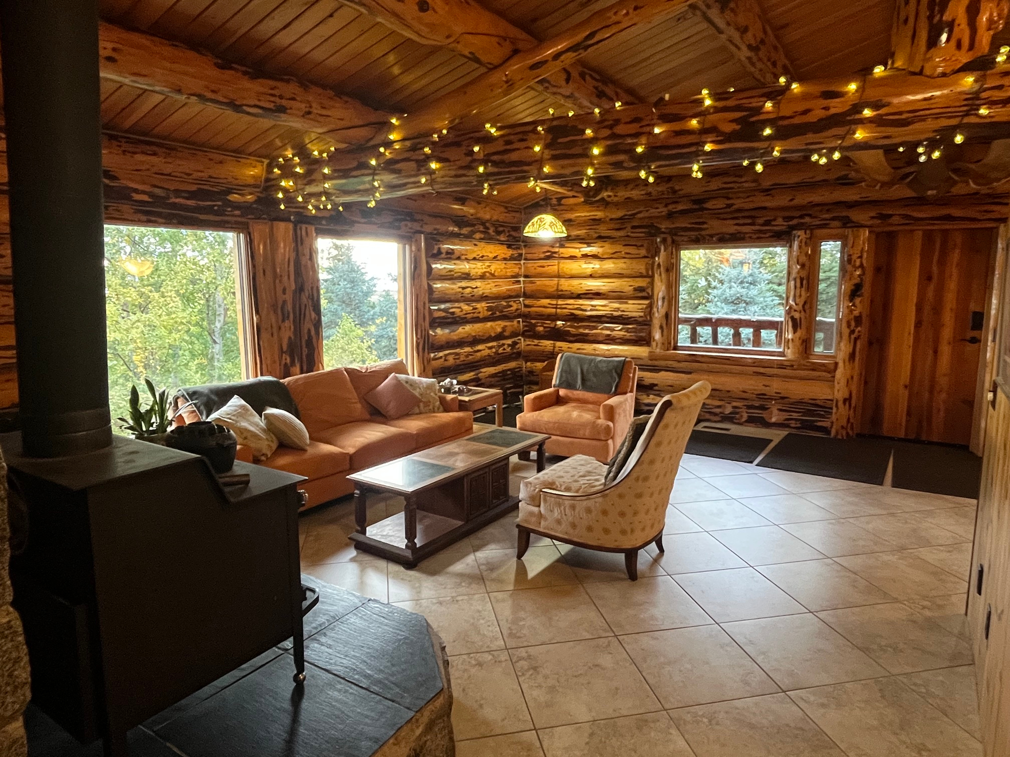Alaskan Log Home minutes from Anchorage | Mountain & Water Views | Utilities Included - Photo 4
