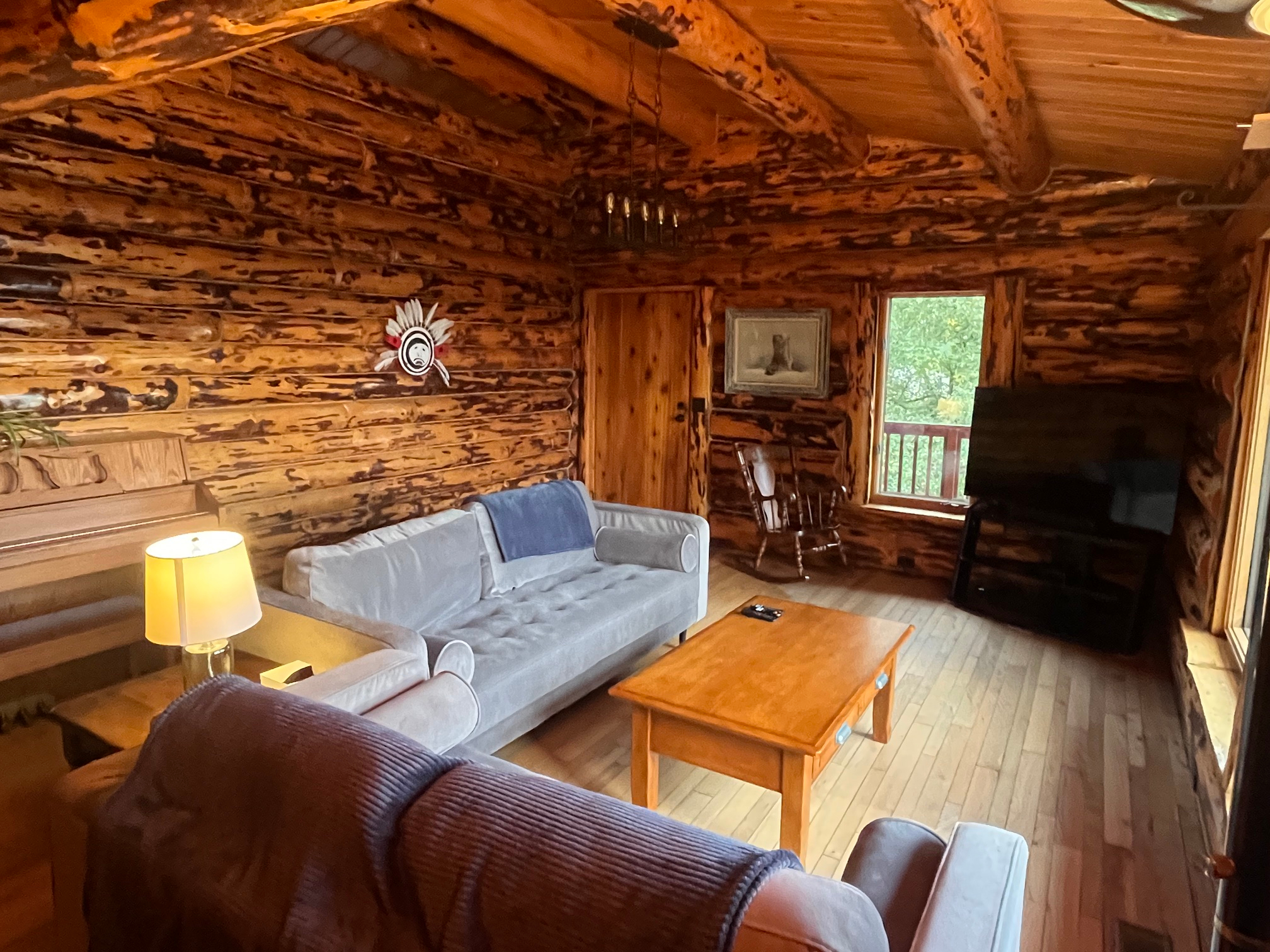 Alaskan Log Home minutes from Anchorage | Mountain & Water Views | Utilities Included - Photo 8