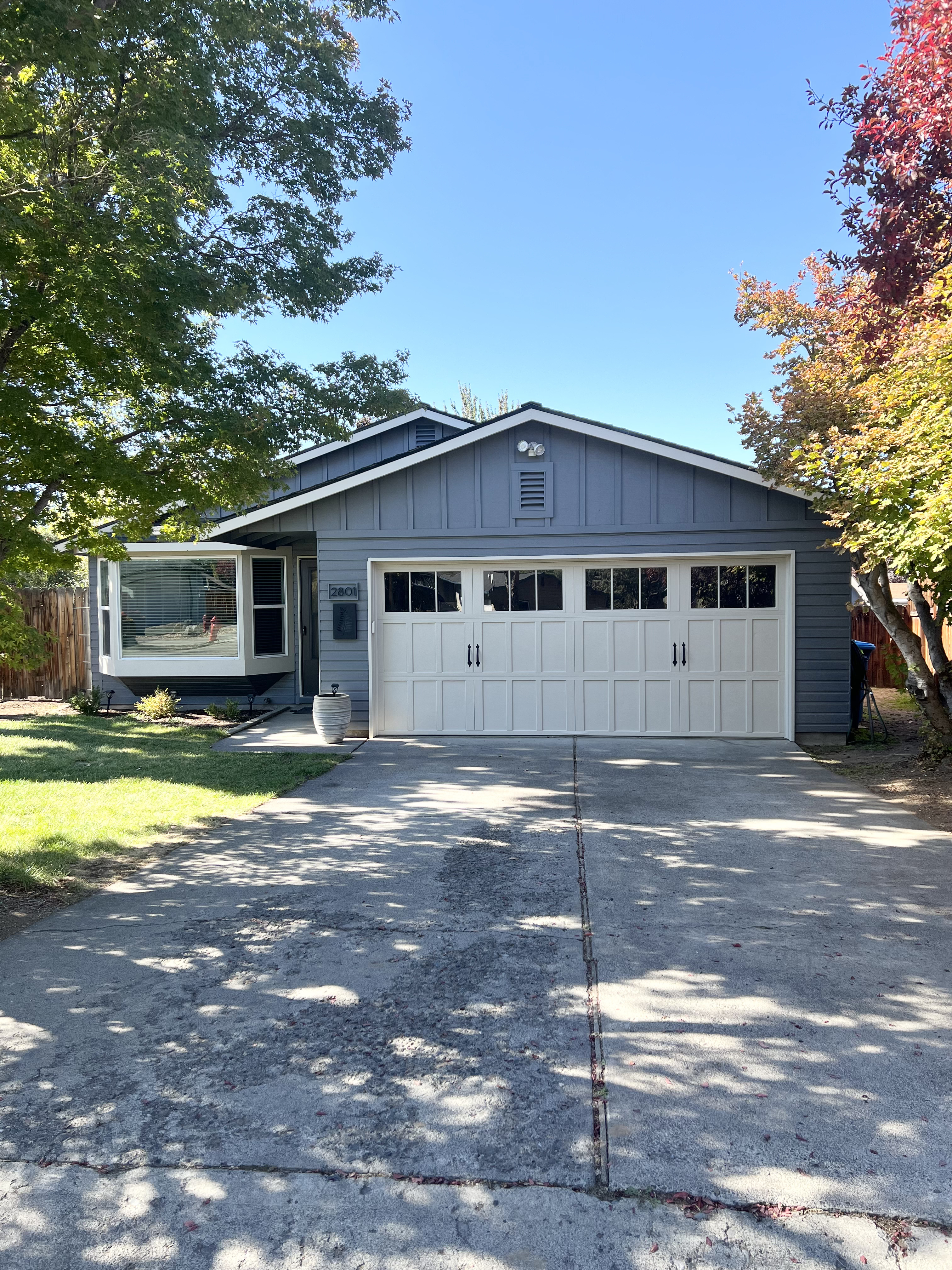 Newly remodeled 3 bed, 2 bath home close to Medical District - Photo 1
