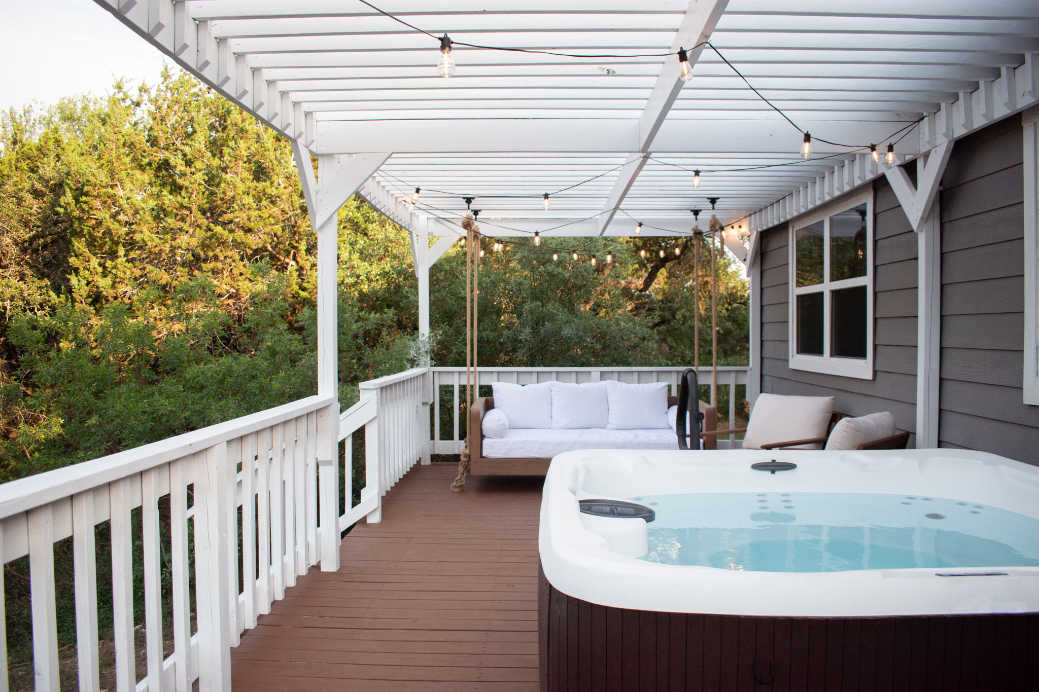 Peaceful Hill Country Views with Outdoor Fireplace, Hot Tub & Outdoor Swinging Bench - Photo 11