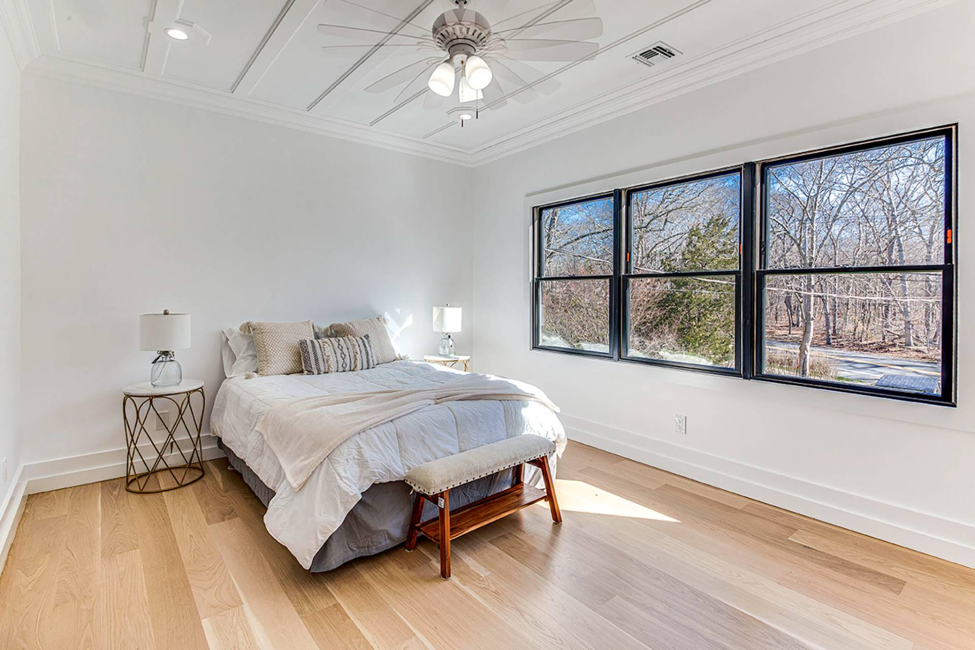 Bridgehampton Sag Harbor Turnpike new construction 6 bed 4 bath home - Photo 7