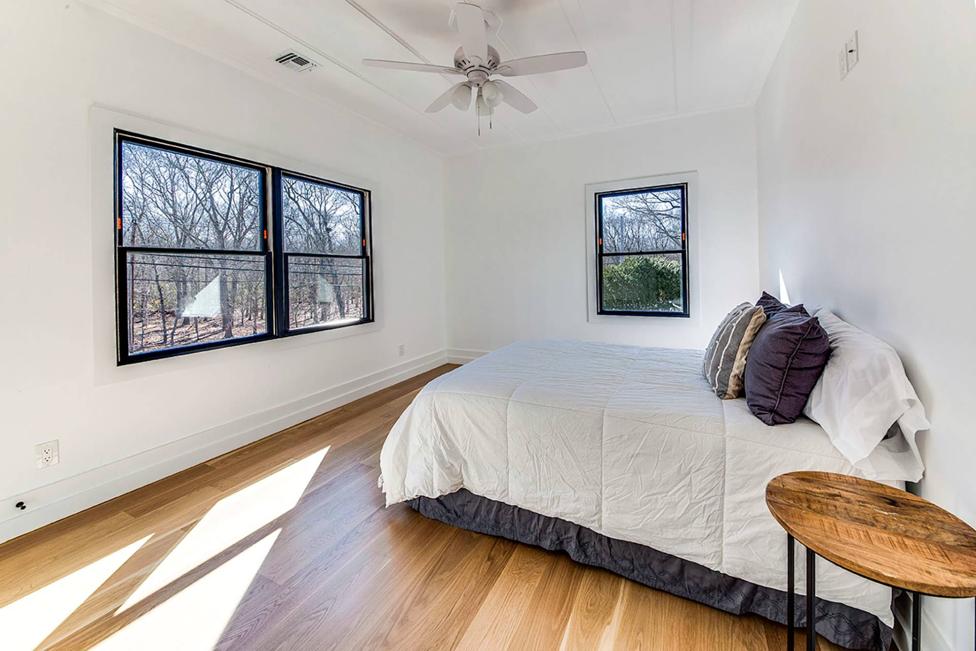 Bridgehampton Sag Harbor Turnpike new construction 6 bed 4 bath home - Photo 3