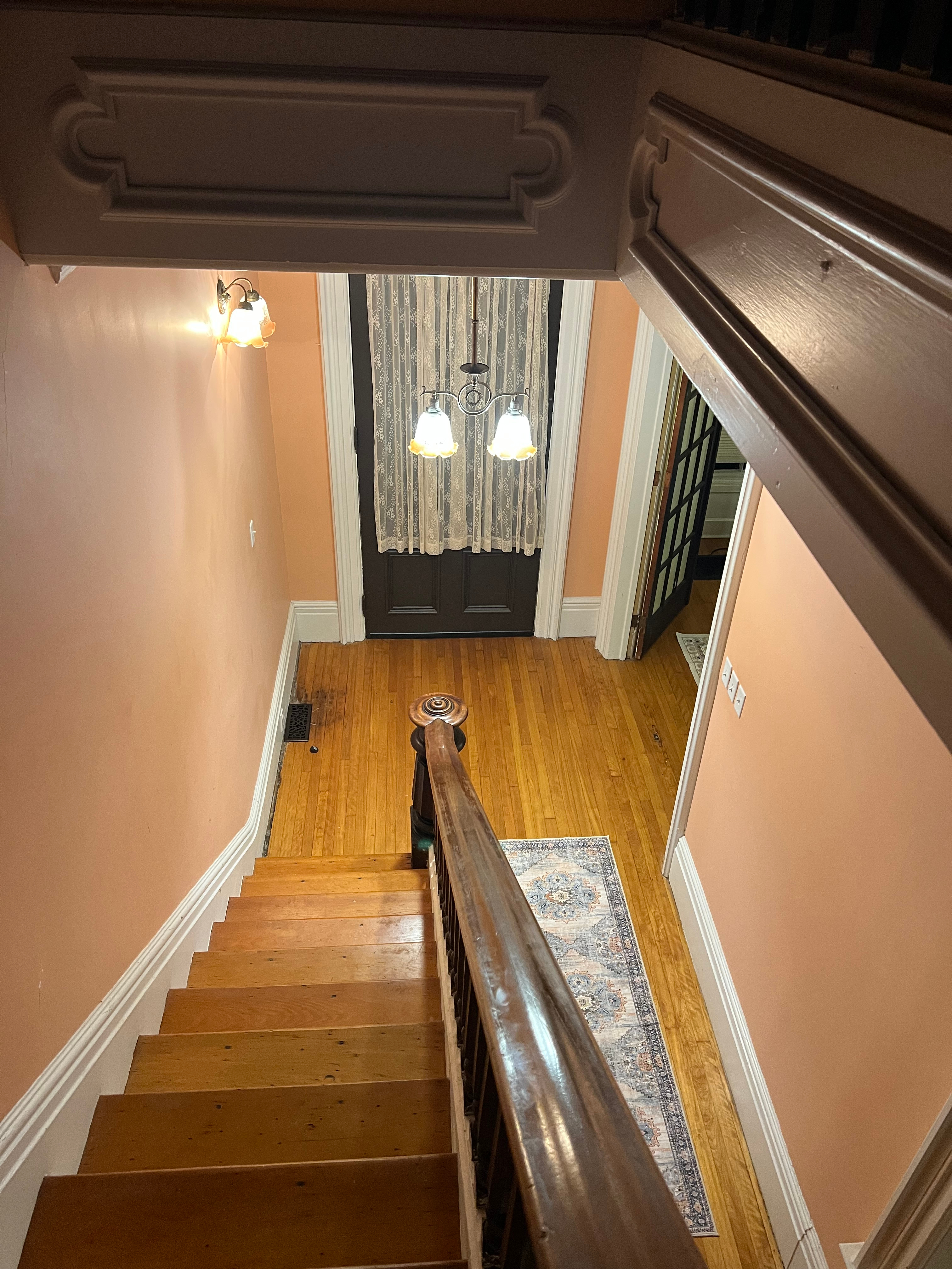 2 Bedroom Townhouse, Walk to Hospitals, Downtown, and SU. - Photo 9