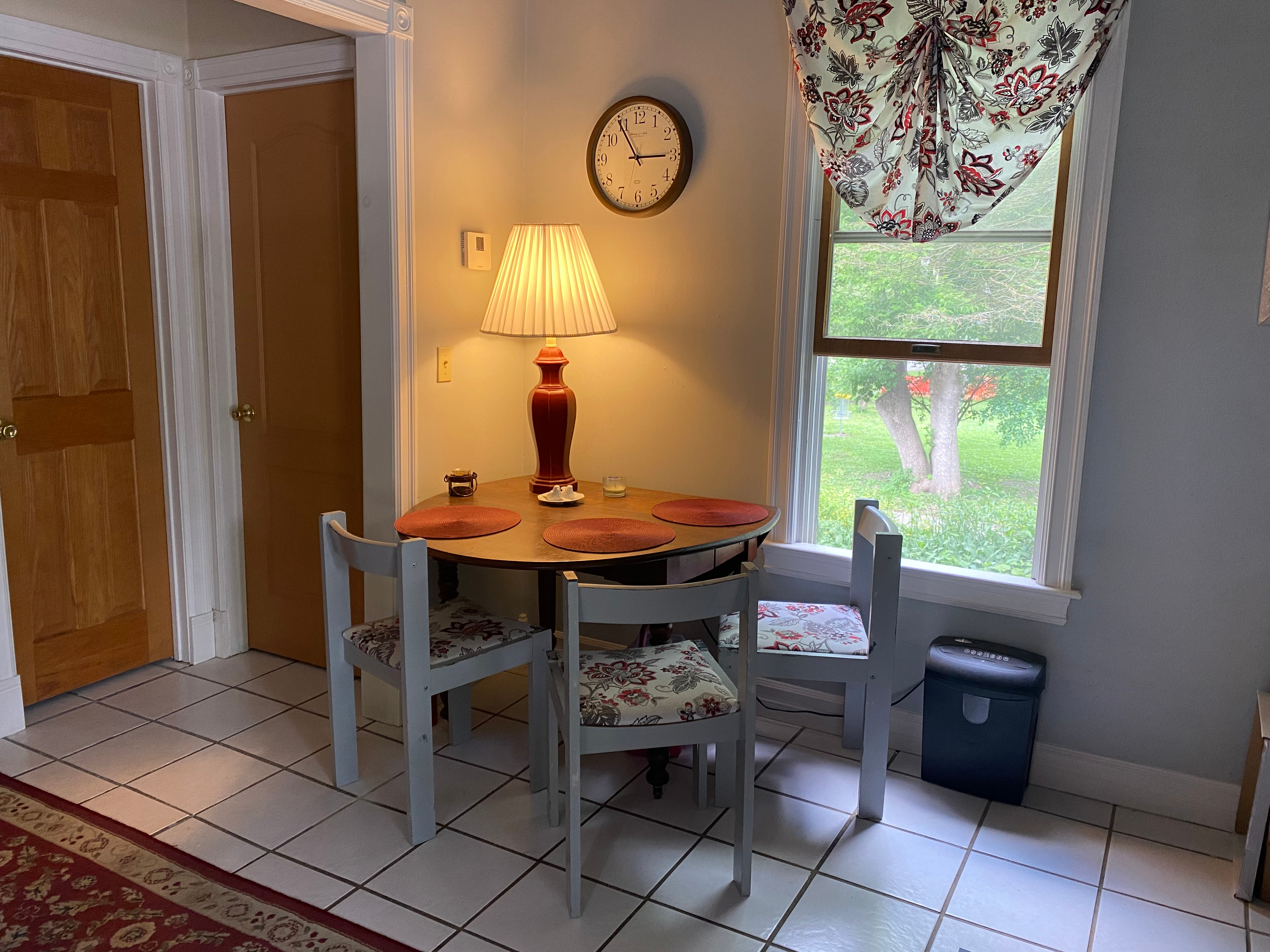 Comfortable room for professional with many amenities! - Photo 11